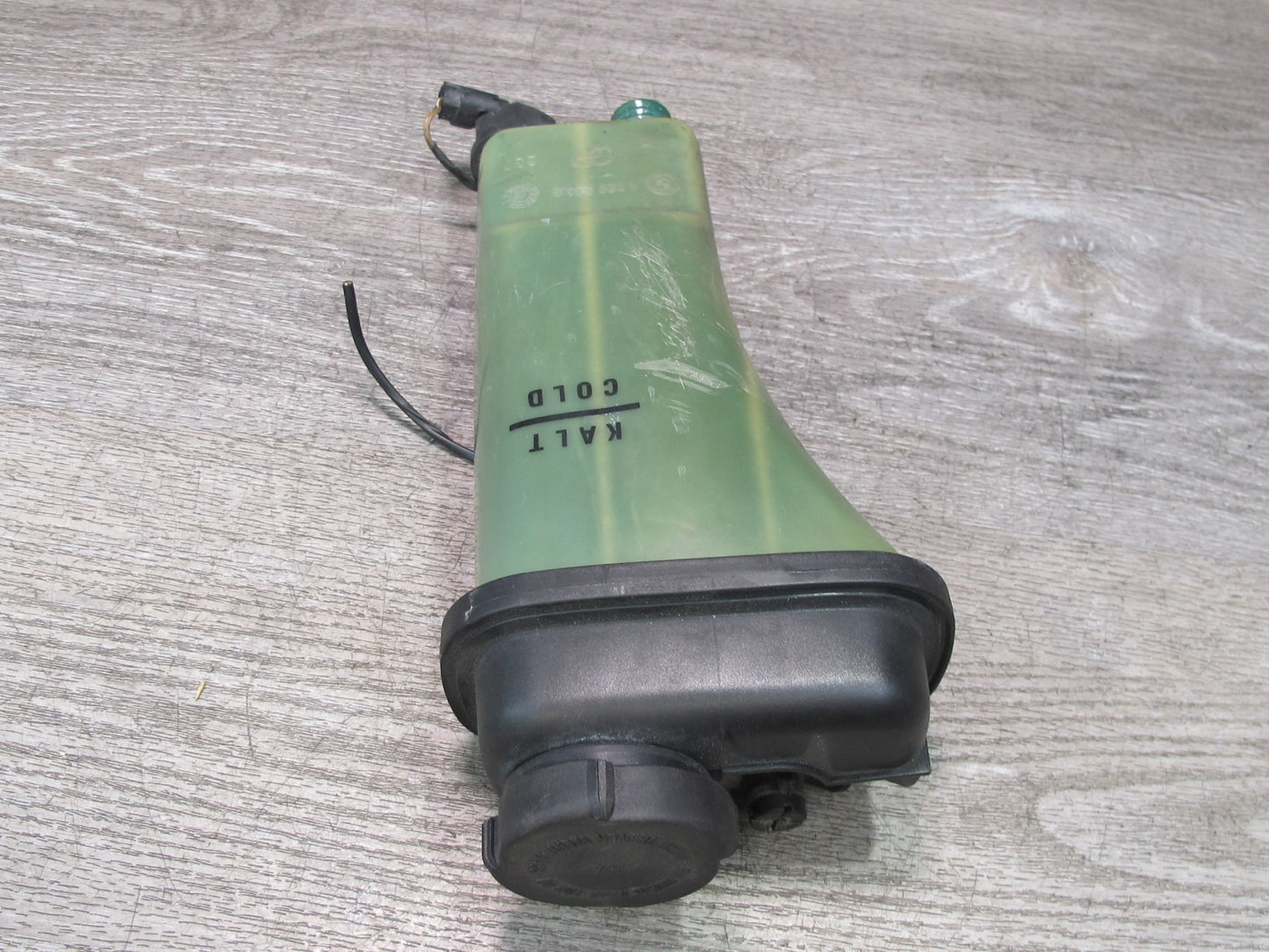 94-99 BMW E36 325iC 328iC Engine Coolant Expansion Overflow Reservoir Tank OEM