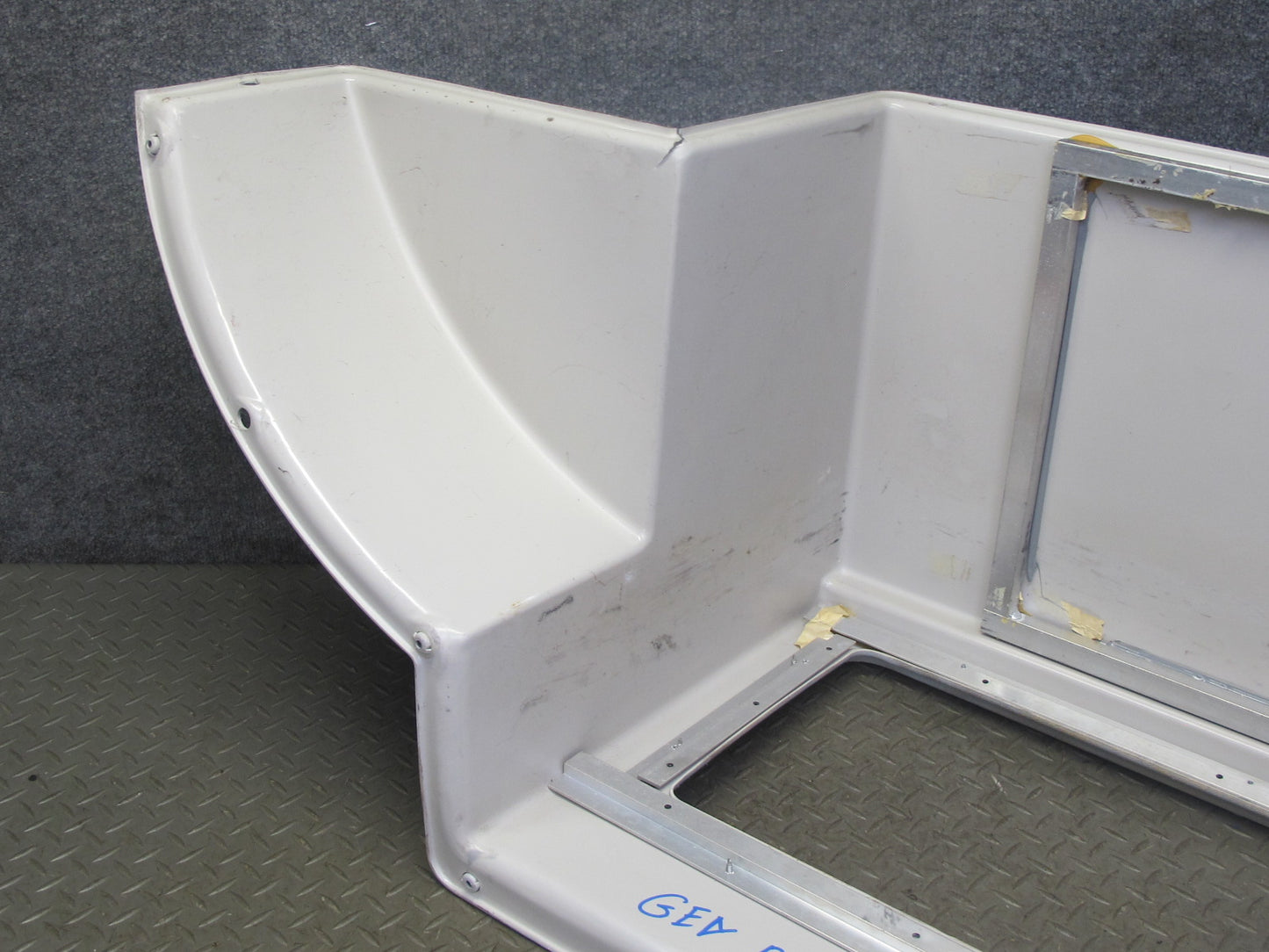 01-03 VW Eurovan T4 Camper Rear Right AUX Battery Storage Tray Panel Cover OEM