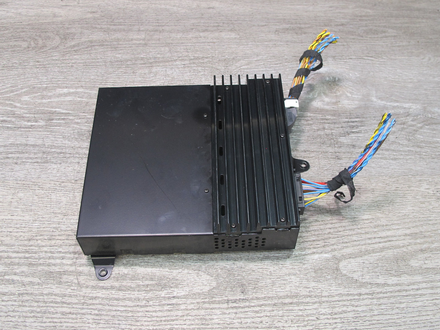 96-99 BMW E36 325iC 328iC Convertible Alpine Audio Amplifier AMP 8371023 OEM