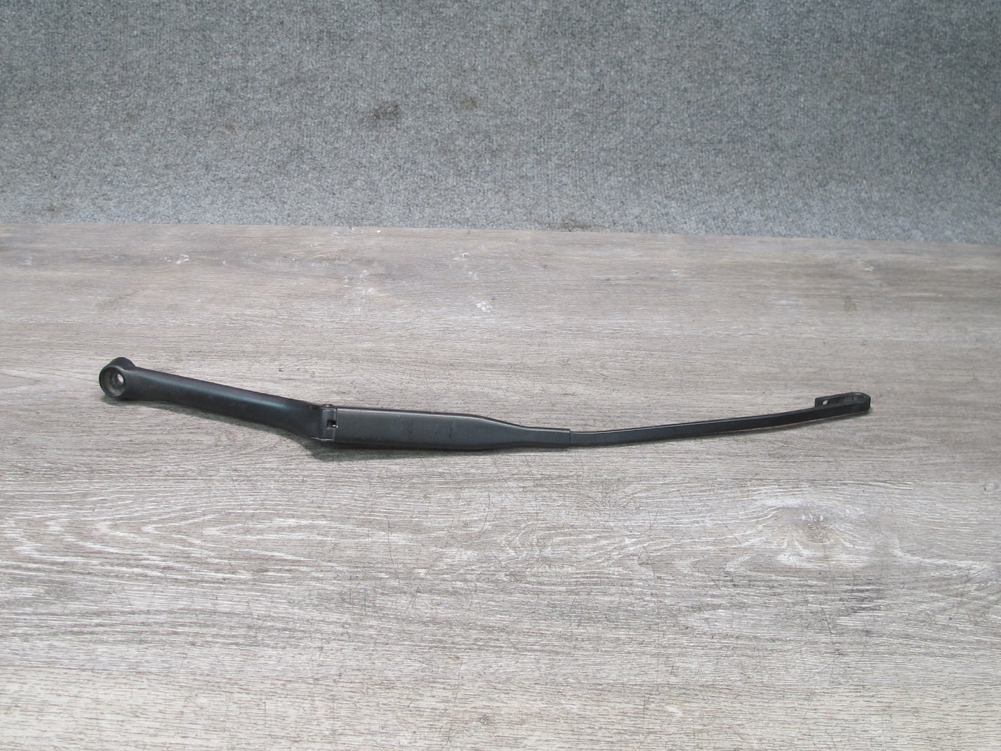 94-99 BMW E36 325iC 328iC Set of 2 Front Left & Right Windshield Wiper Arm OEM