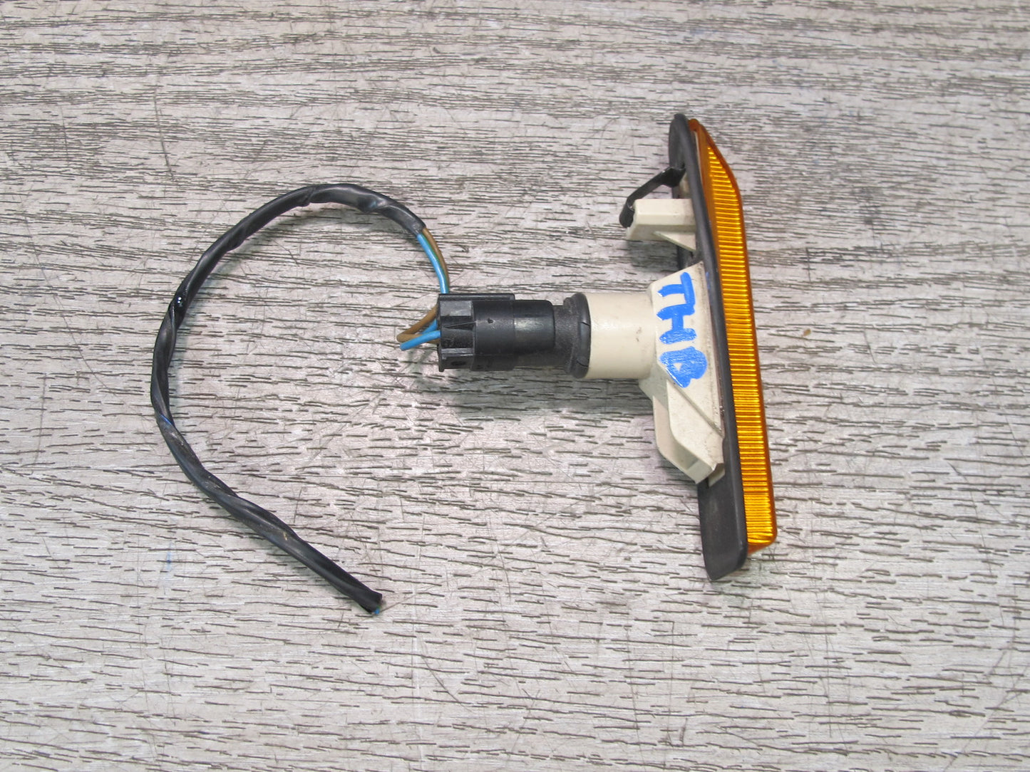 94-99 BMW E36 325iC 328iC Set of 2 Front Left & Right Side Marker Light Lamp OEM