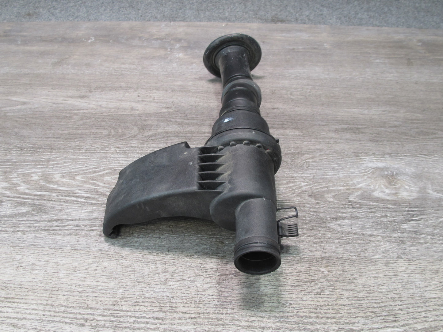 03-08 BMW E85 Z4 Sound Conducting Medium Pipe Line 7514864 OEM
