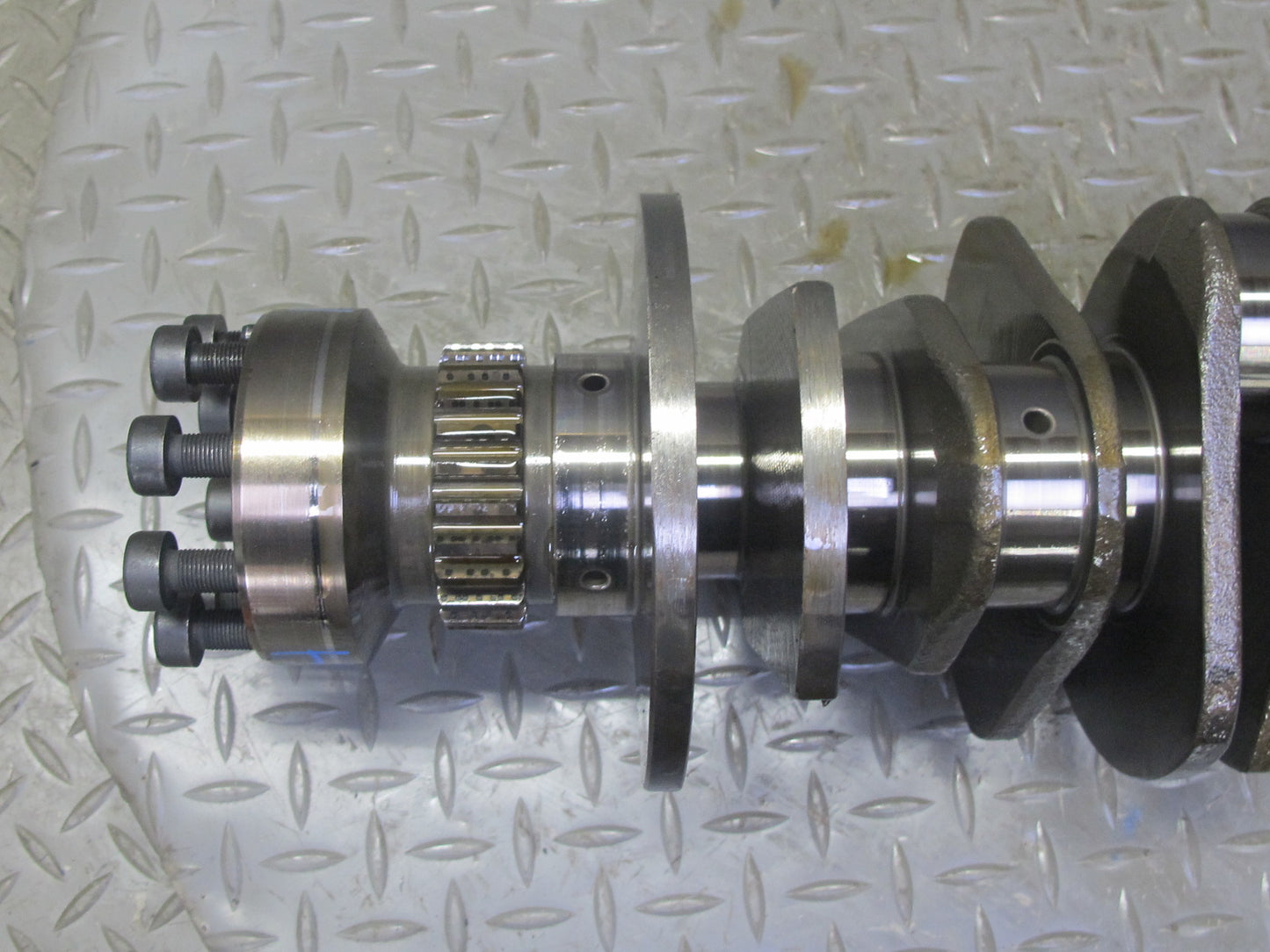 2002-2005 Porsche 911 996 3.6L M96.03 RWD Engine Crankshaft W/ Bearing Case