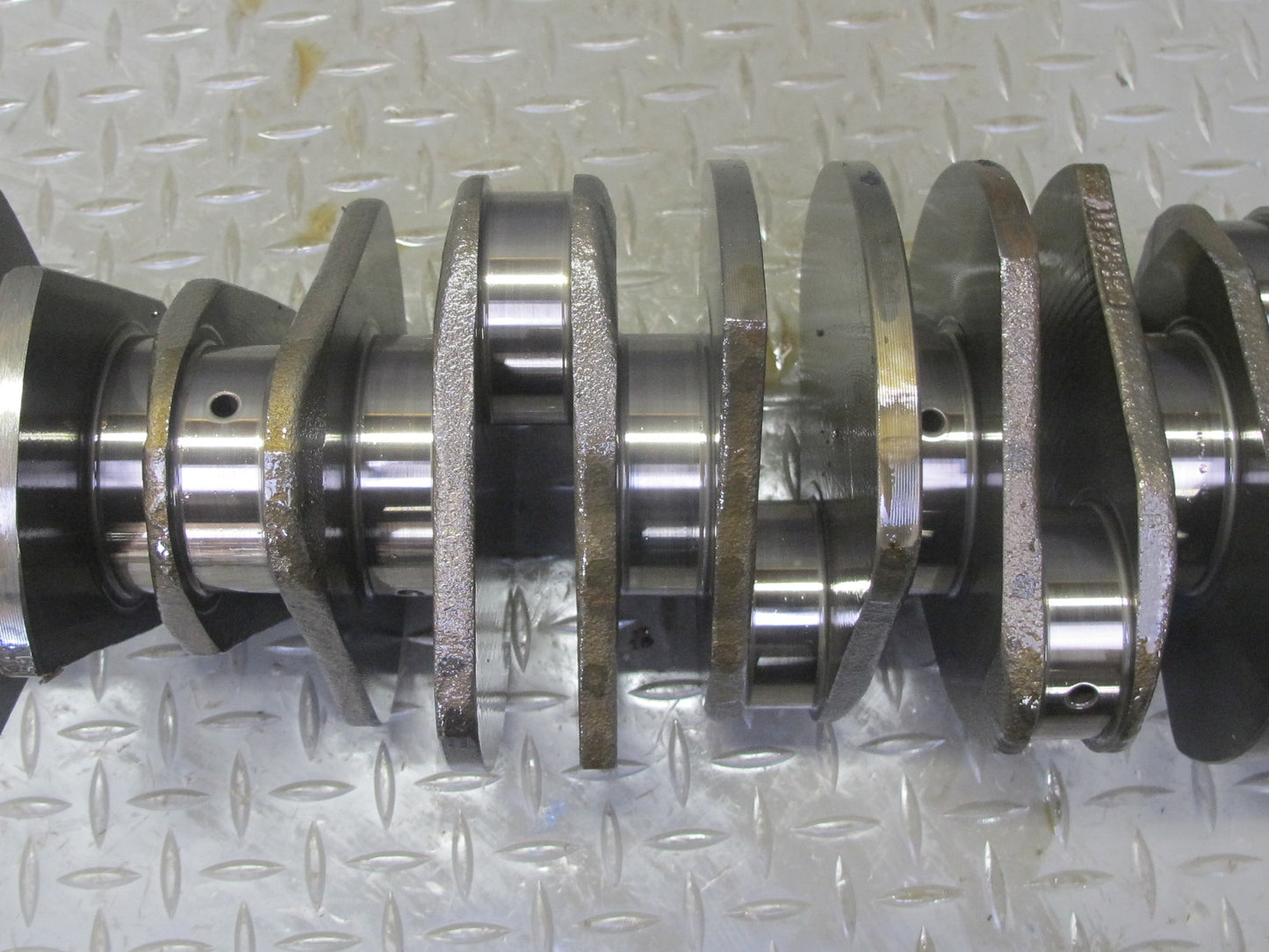 2002-2005 Porsche 911 996 3.6L M96.03 RWD Engine Crankshaft W/ Bearing Case