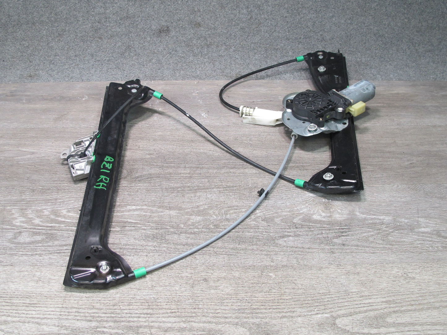 03-08 BMW E85 Z4 Right Door Window Regulator w Motor 7013754 OEM