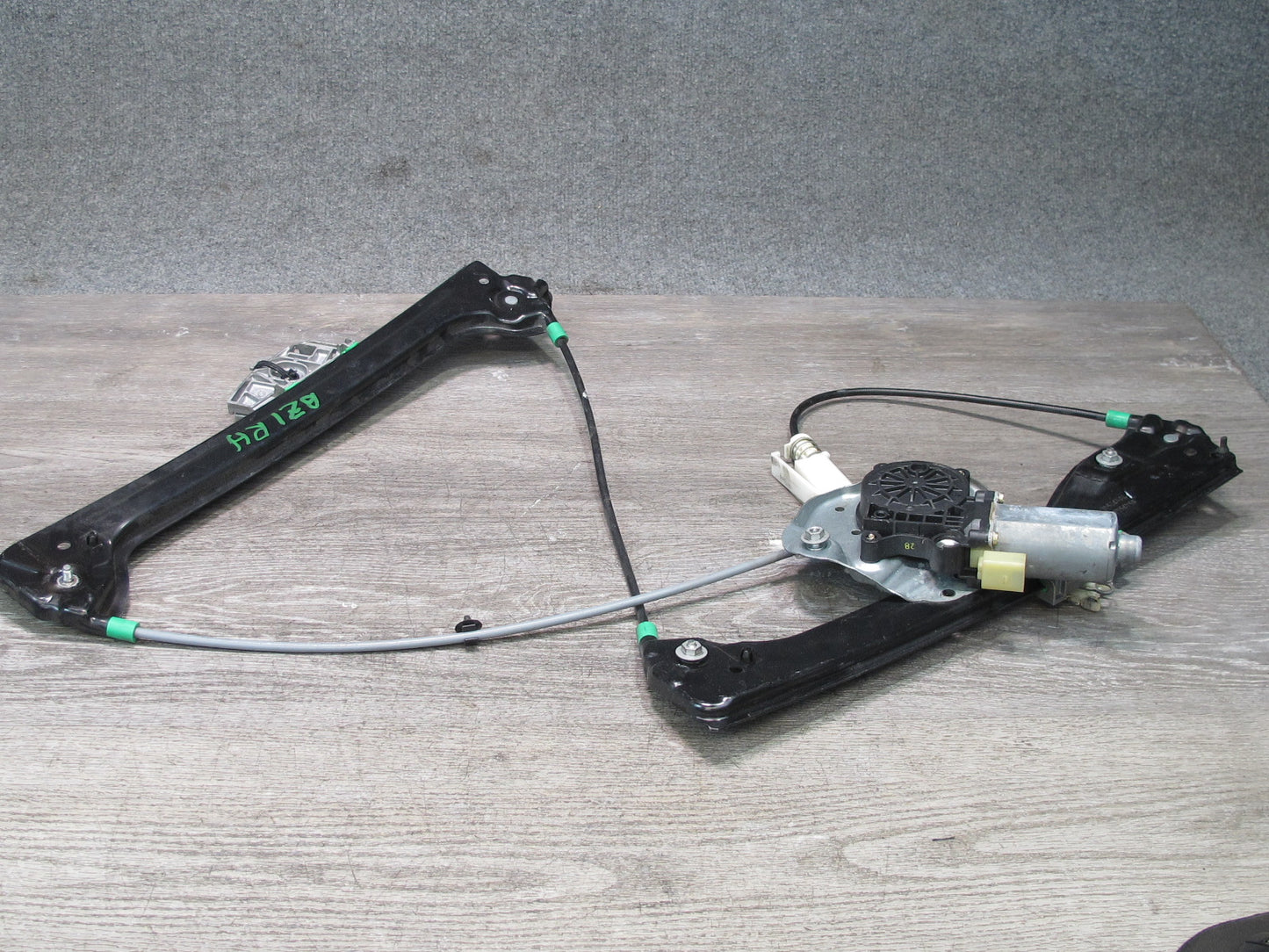 03-08 BMW E85 Z4 Right Door Window Regulator w Motor 7013754 OEM