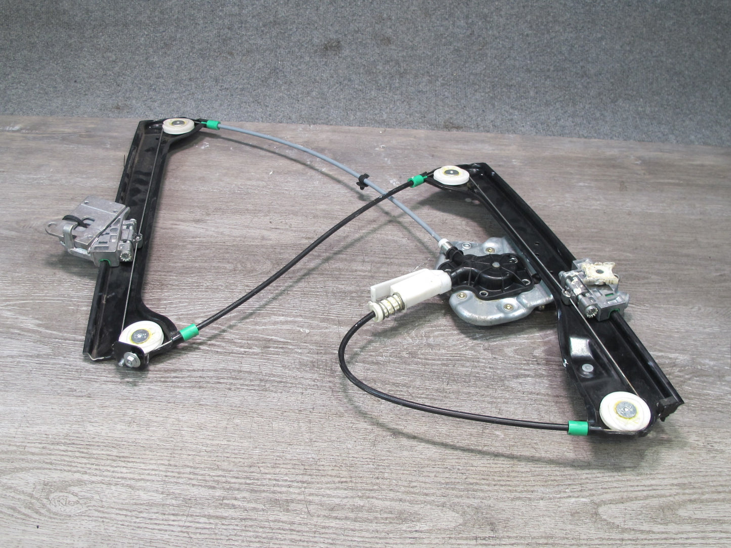 03-08 BMW E85 Z4 Right Door Window Regulator w Motor 7013754 OEM