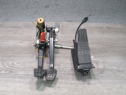 2000-2004 Porsche Boxster 986 Manual Transmission Clutch Brake Gas Pedal Set