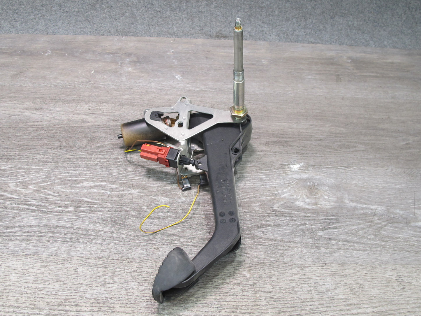 2000-2004 Porsche Boxster 986 Manual Transmission Clutch Brake Gas Pedal Set