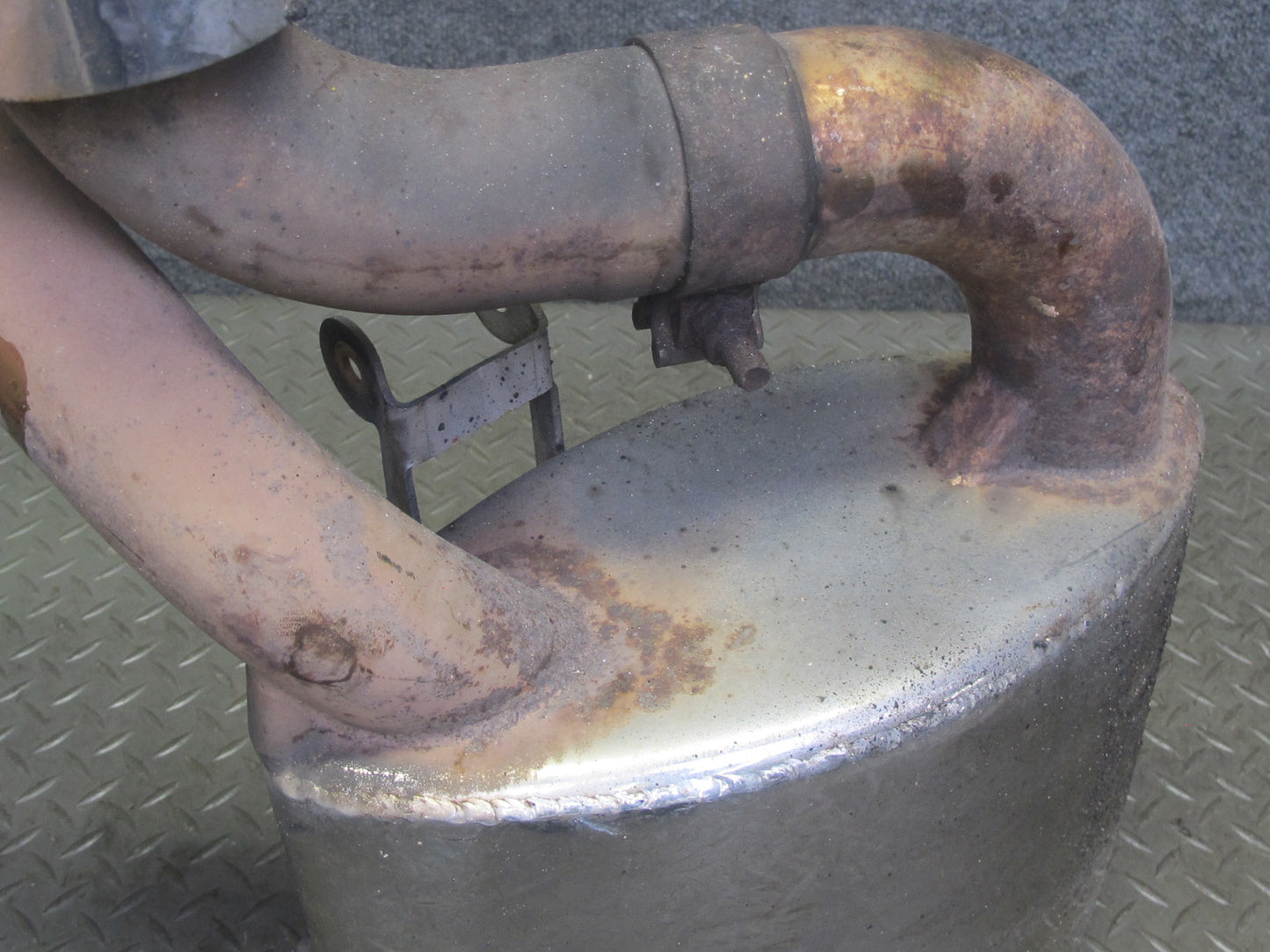 2002-2005 Porsche 911 996 3.6L M96.03 Rear Right Side Exhaust Muffler Tuned