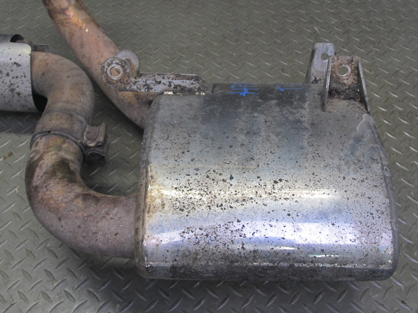 2002-2005 Porsche 911 996 3.6L M96.03 Rear Right Side Exhaust Muffler Tuned