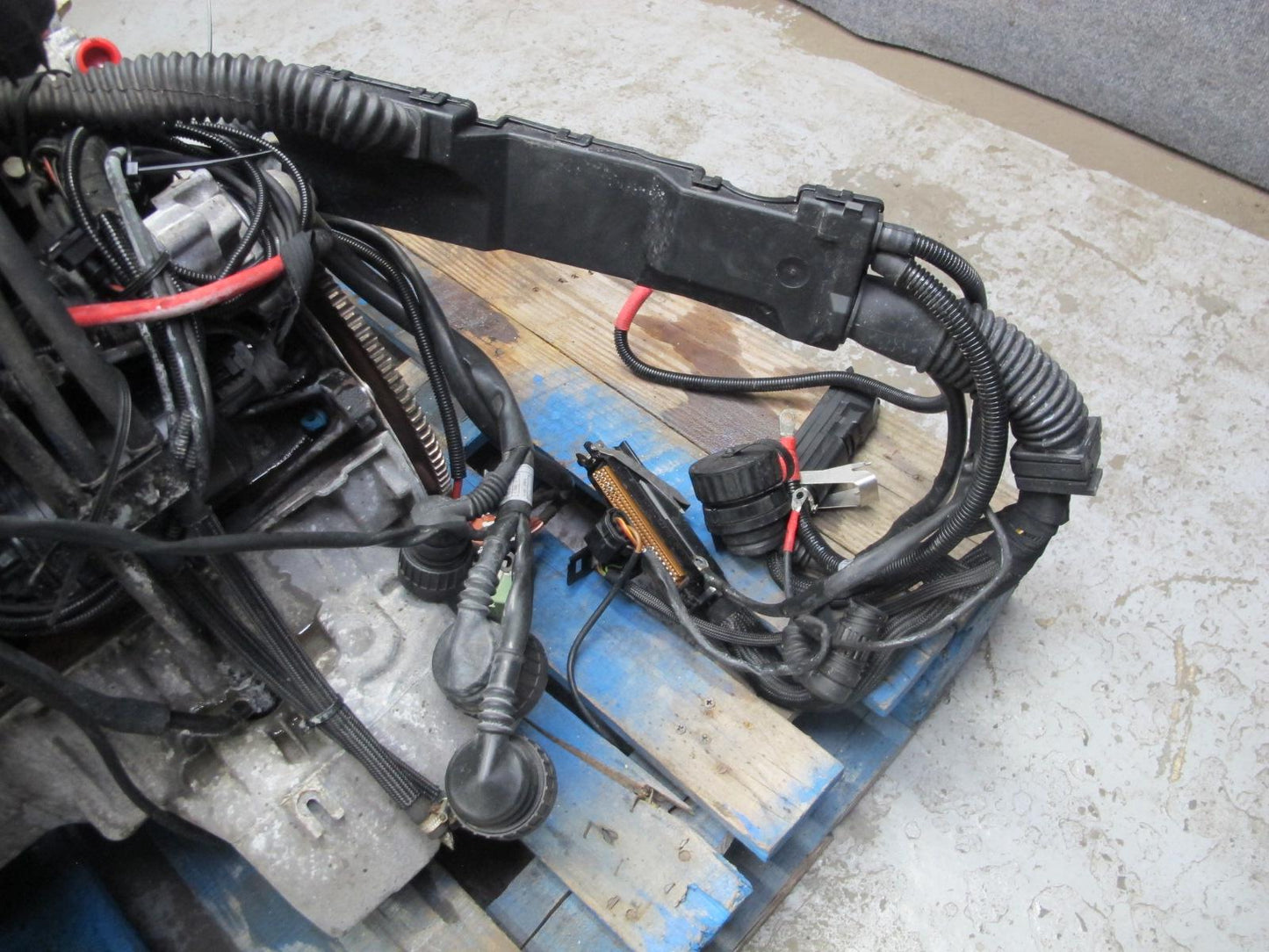 96-99 BMW E36 328iC 2.8L M52 M52B28 A/T Complete Engine Motor Only 50k Miles