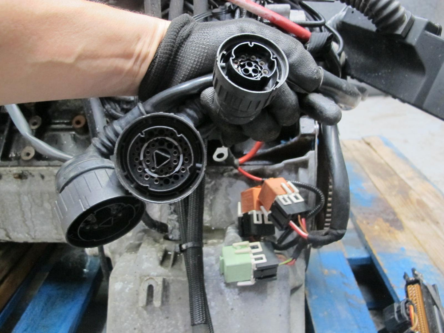 96-99 BMW E36 328iC 2.8L M52 M52B28 A/T Complete Engine Motor Only 50k Miles