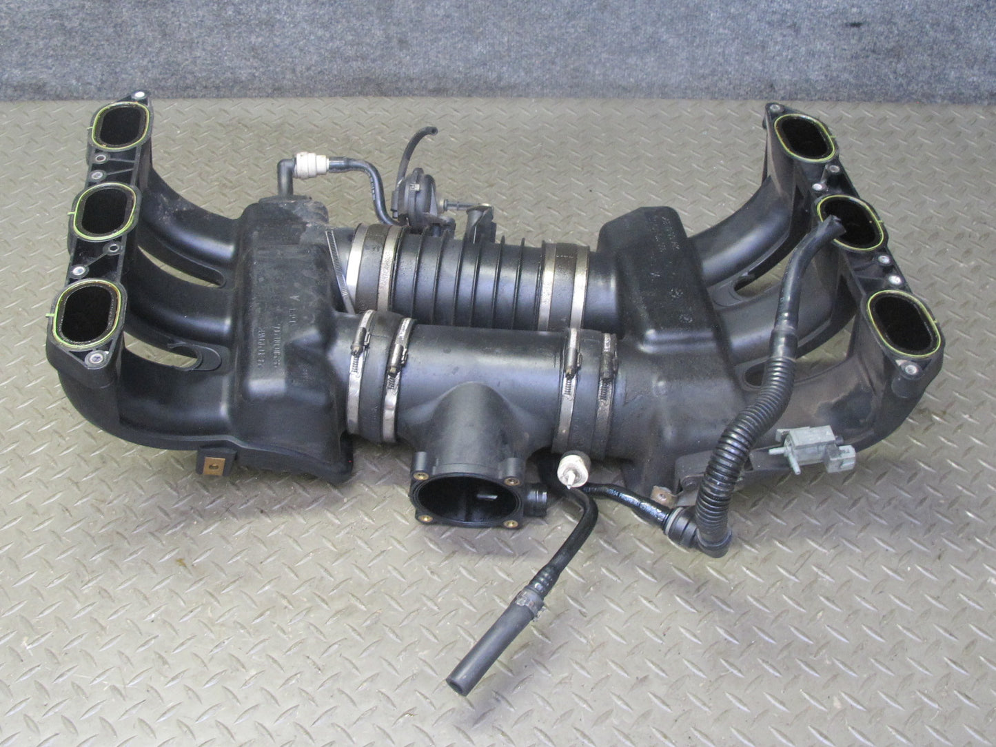 2002-2005 Porsche 911 996 3.6L M96.03 Engine Upper Air Intake Manifold