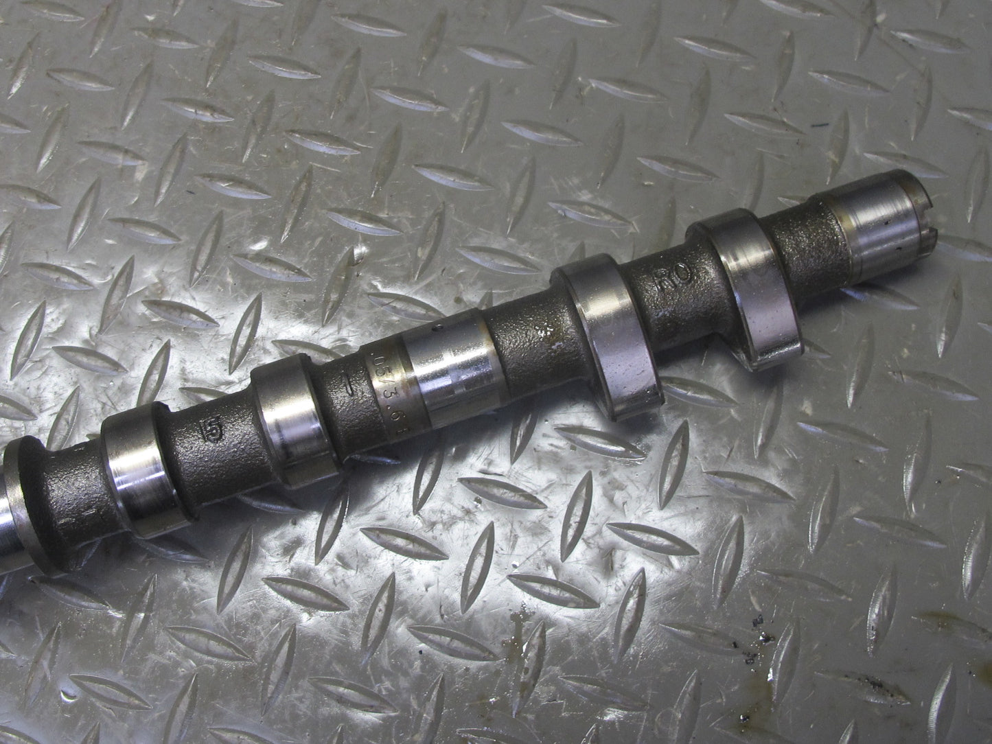 02-05 Porsche 911 996 3.6L M96.03 RWD Engine Right Intake & Exhaust Camshaft Set