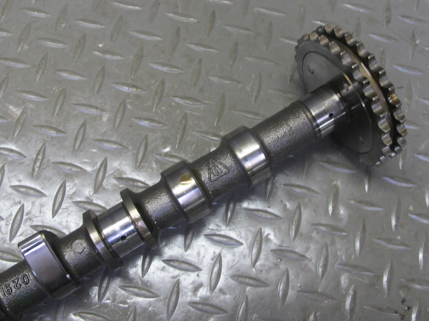 02-05 Porsche 911 996 3.6L M96.03 RWD Engine Right Intake & Exhaust Camshaft Set