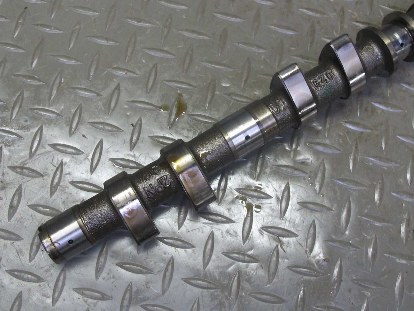 02-05 Porsche 911 996 3.6L M96.03 RWD Engine Right Intake & Exhaust Camshaft Set