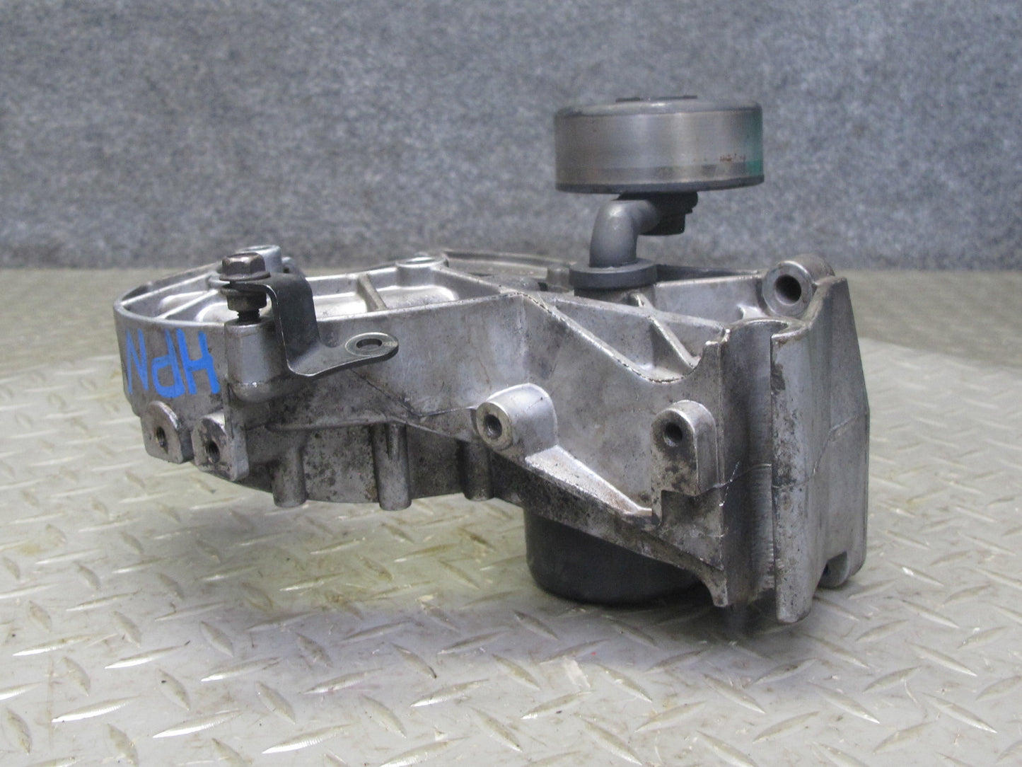 2002-2005 Porsche 911 996 3.6L M96.03 Power Steering Pump Mount Bracket