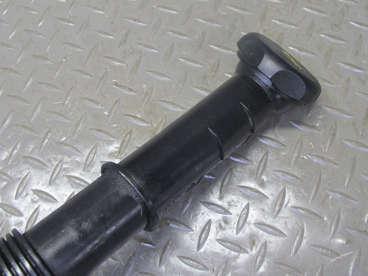 2002-2005 Porsche 911 Carrera 996 3.6L M96.03 Engine Oil Filler Tube W/ Cap