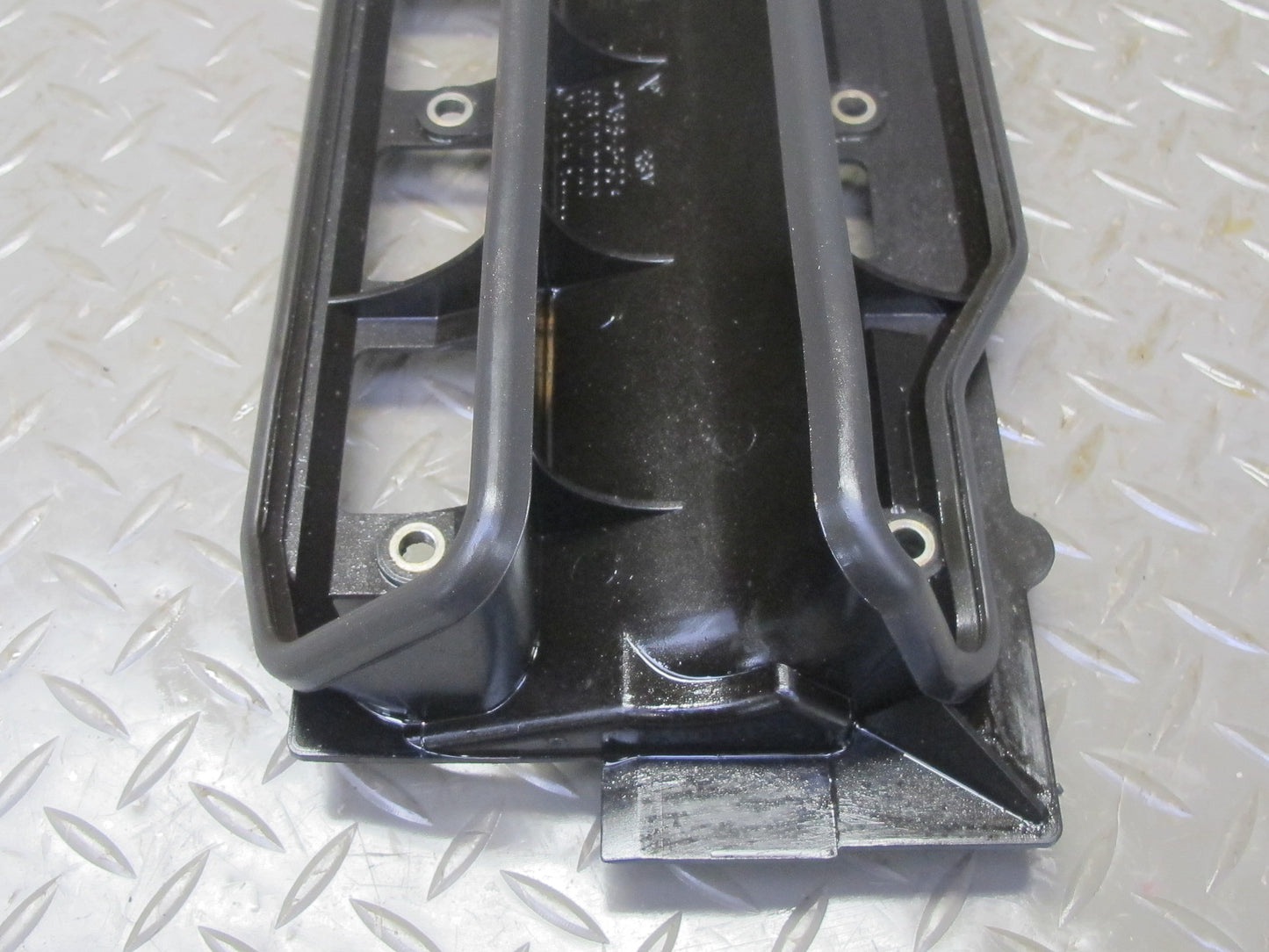 2002-2005 Porsche 911 Carrera 996 3.6L M96.03 Engine Motor Oil Seperator