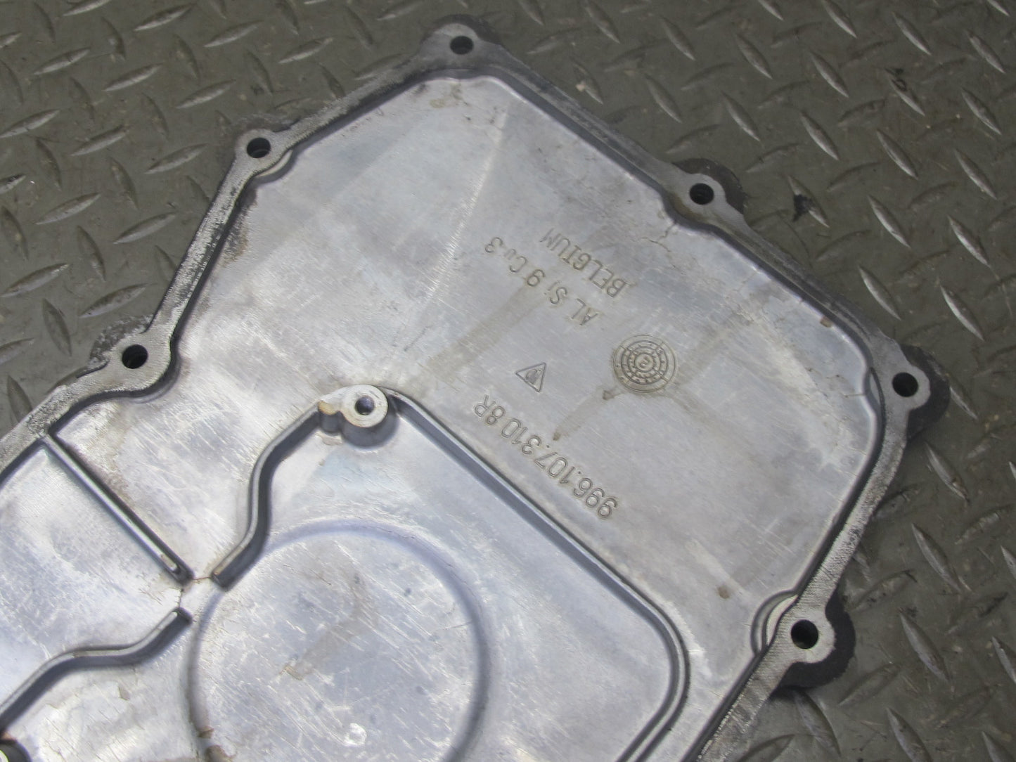 2002-2005 Porsche 911 Carrera 996 3.6L M96.03 Engine Motor Oil Pan Sump Cover