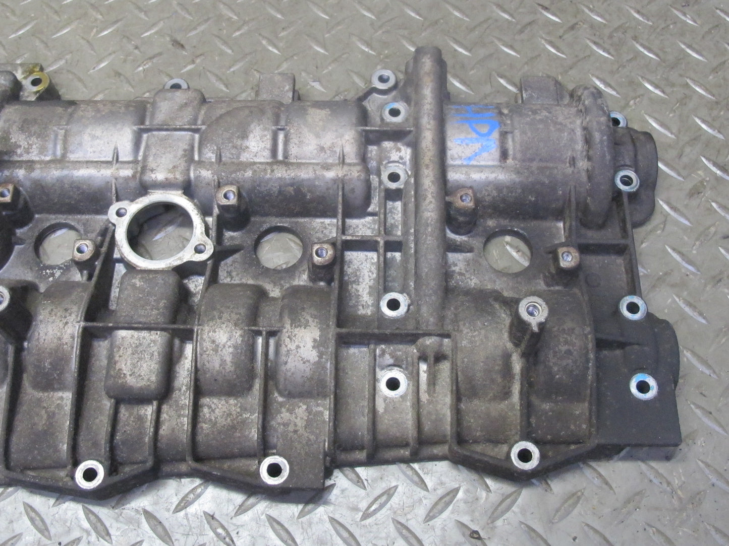 02-05 Porsche 911 996 3.6L M96.03 RWD Engine 4-6 Cylinder Head Valve Cover