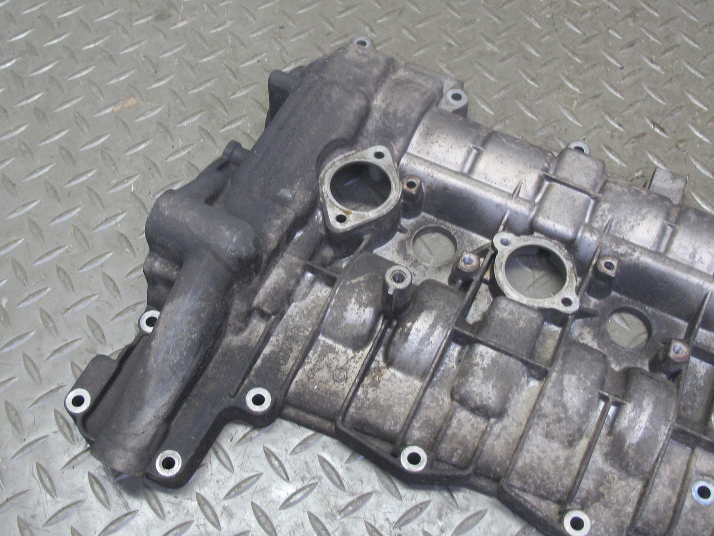 02-05 Porsche 911 996 3.6L M96.03 RWD Engine 1-3 Cylinder Head Valve Cover