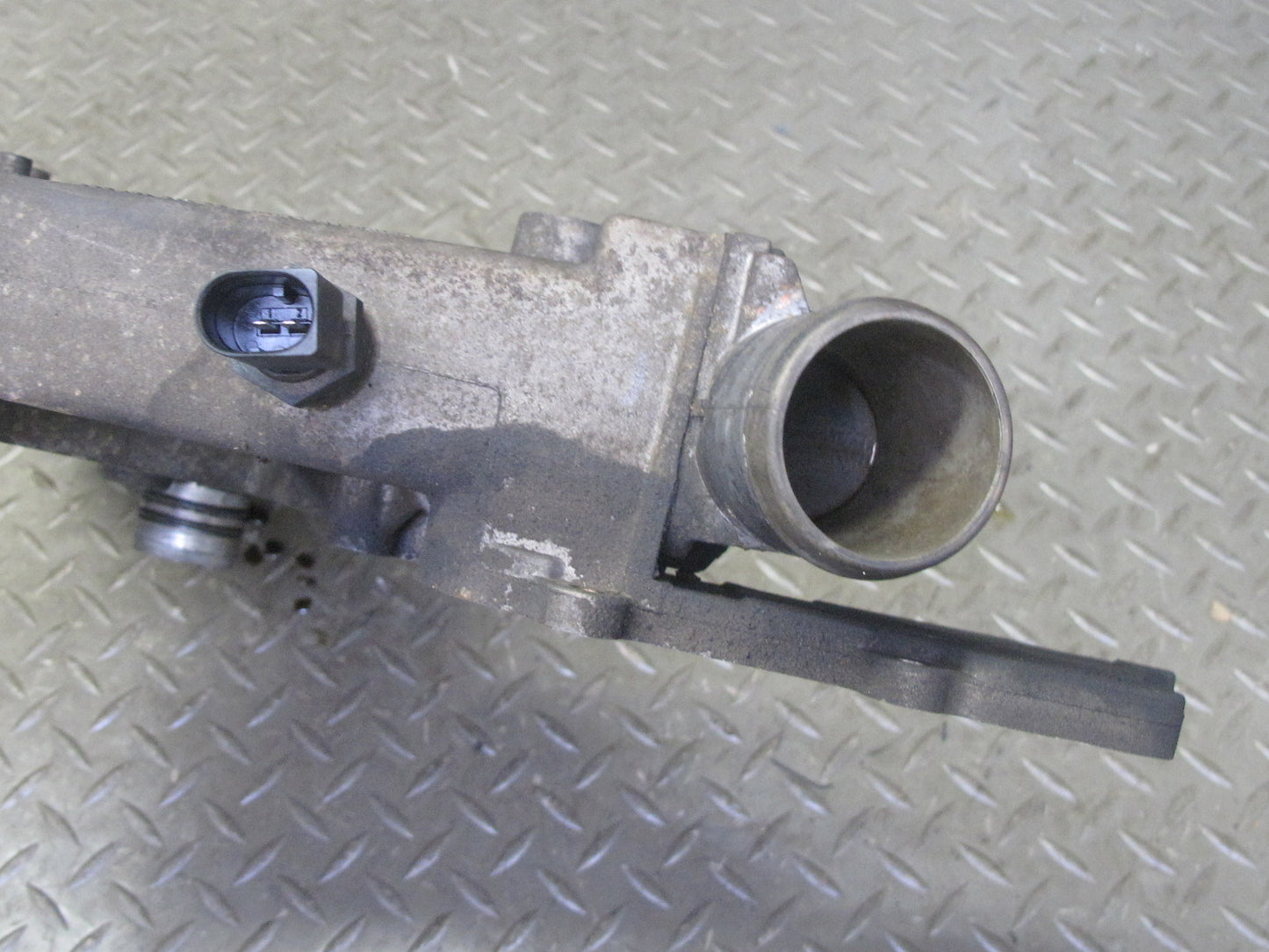 2002-2005 Porsche 911 Carrera 996 3.6L M96.03 Engine Motor Oil Pump Housing