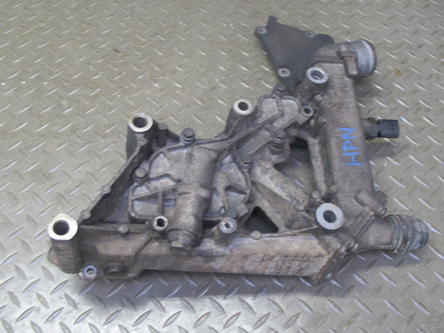 2002-2005 Porsche 911 Carrera 996 3.6L M96.03 Engine Motor Oil Pump Housing