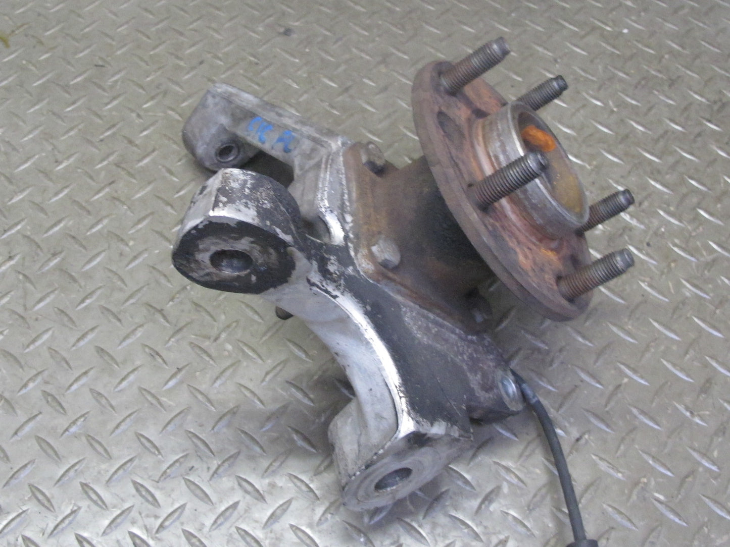 91-96 Chevrolet Corvette C4 Front Left Spindle Knuckle Wheel Hub Bearing OEM