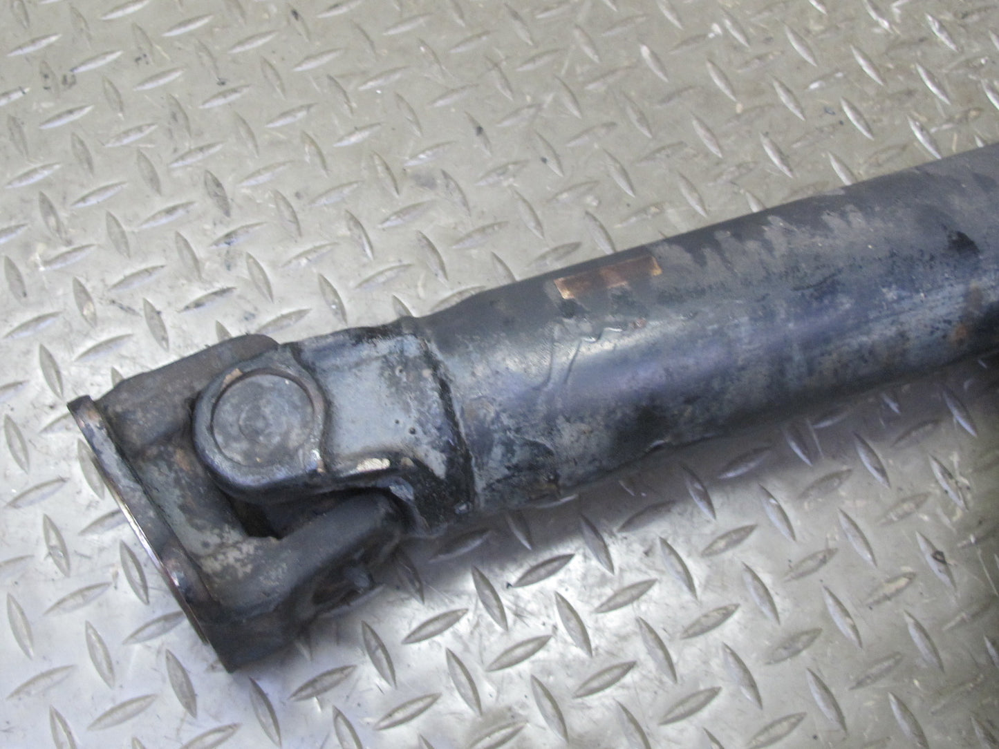 99-01 Isuzu Vehicross A/T Rear Drive Propeller Shaft Driveshaft 144K Miles OEM