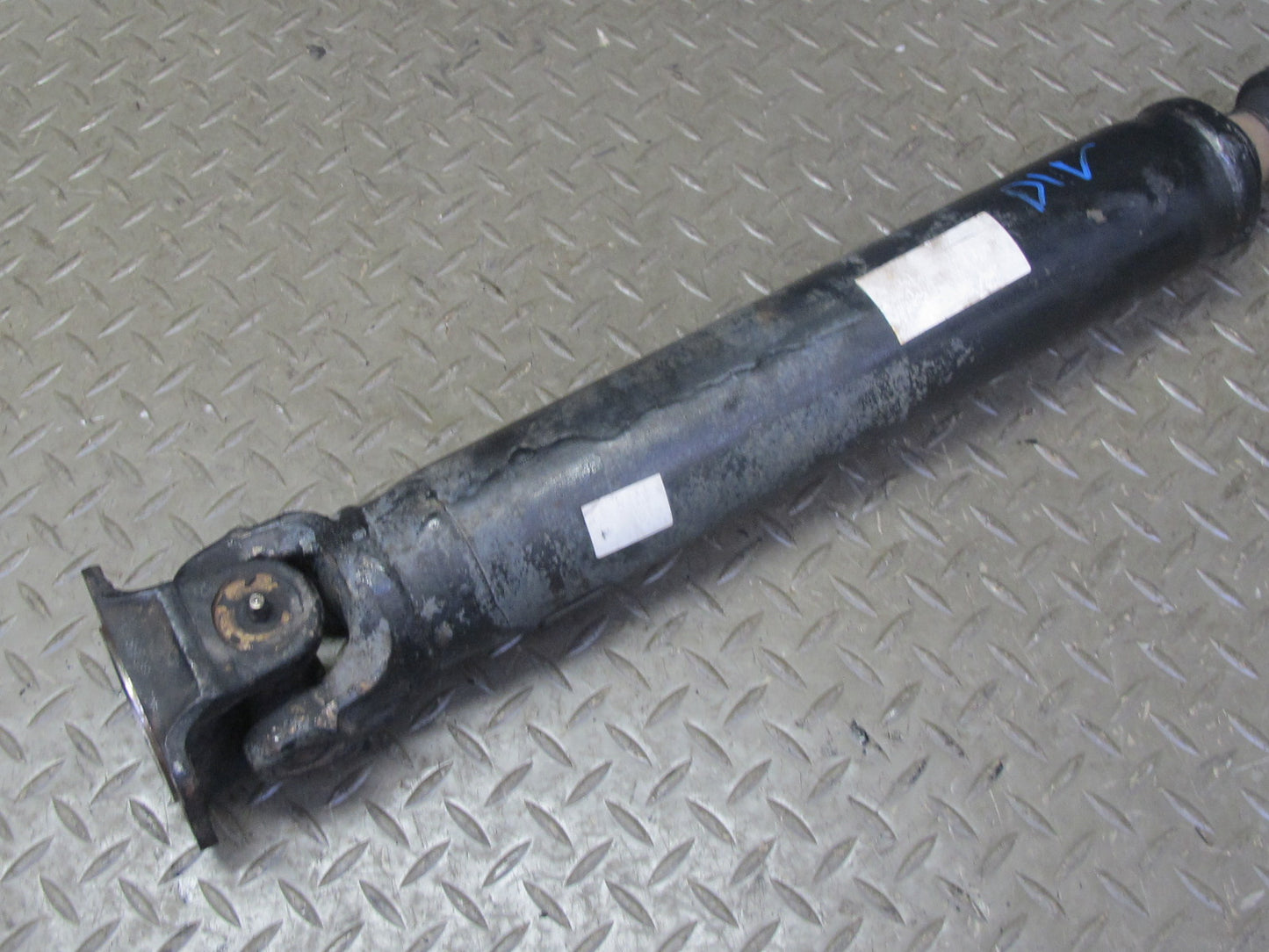 99-01 Isuzu Vehicross A/T Rear Drive Propeller Shaft Driveshaft 144K Miles OEM