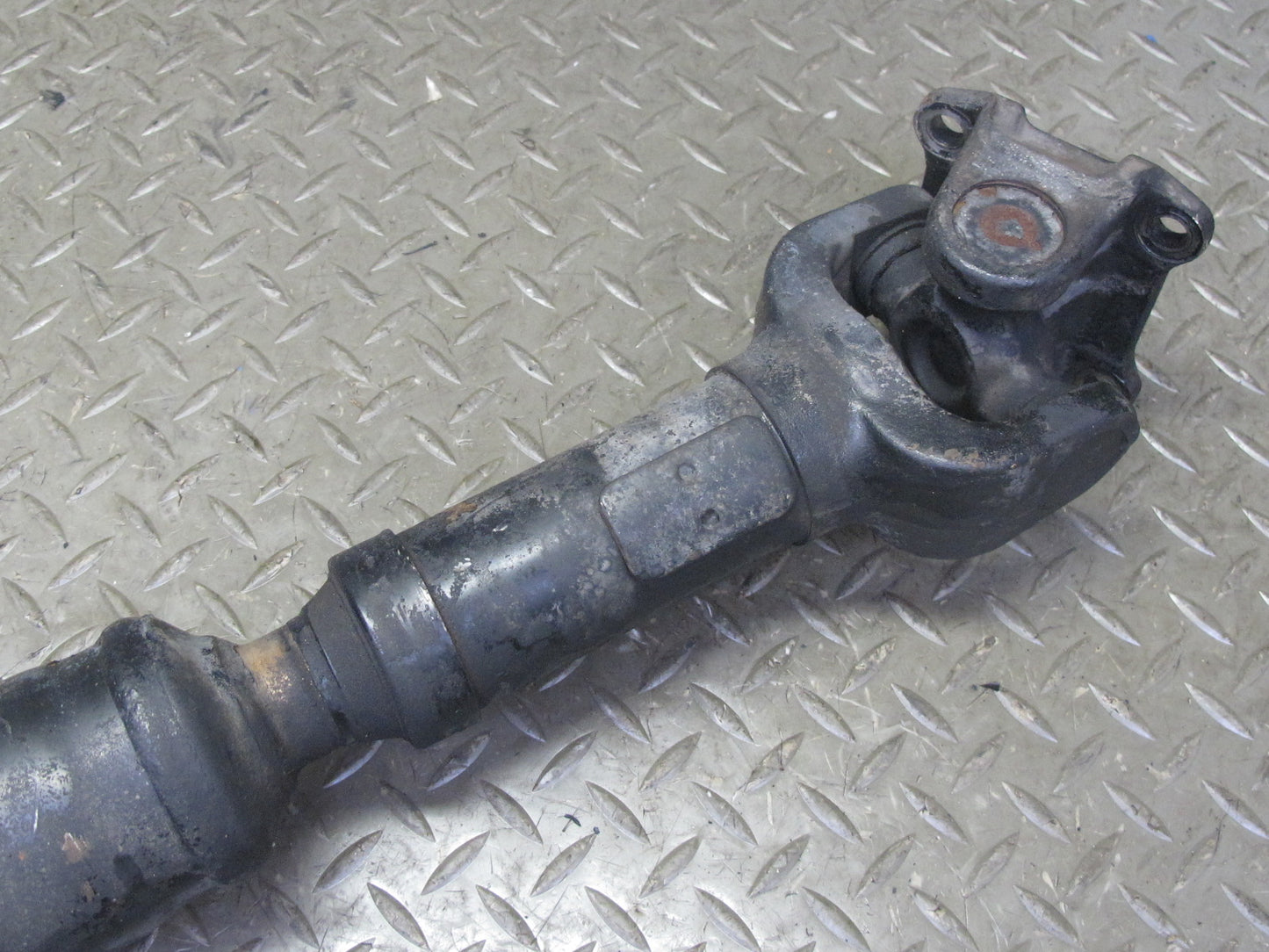 99-01 Isuzu Vehicross A/T Rear Drive Propeller Shaft Driveshaft 144K Miles OEM