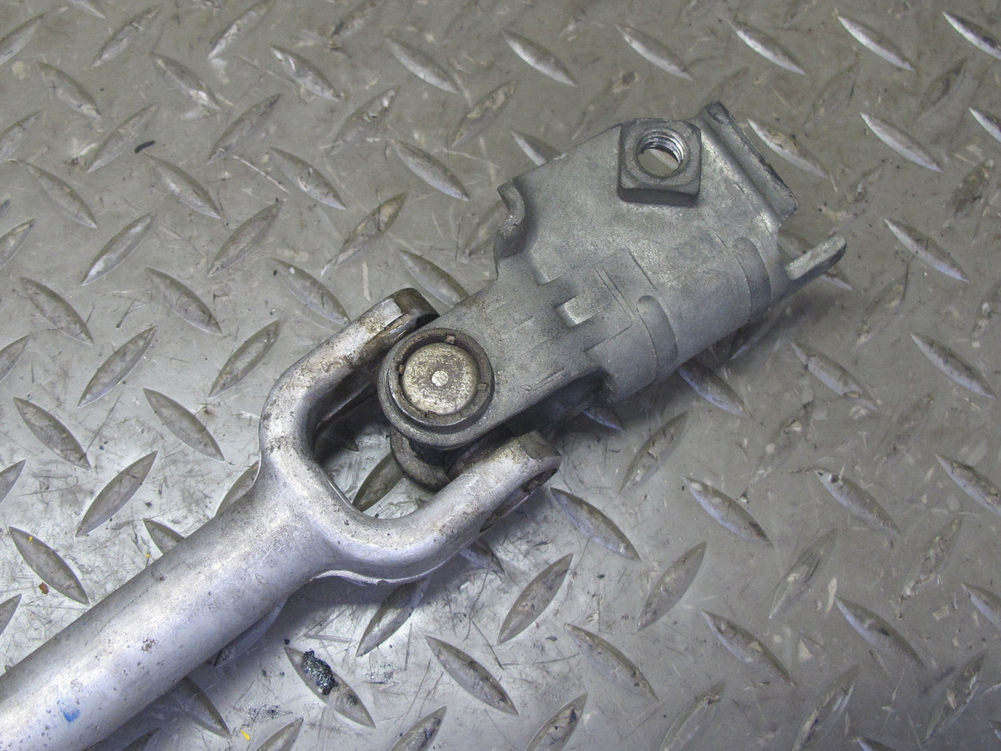 92-96 Chevrolet Corvette C4 Steering Column Coupler Intermediate Shaft OEM