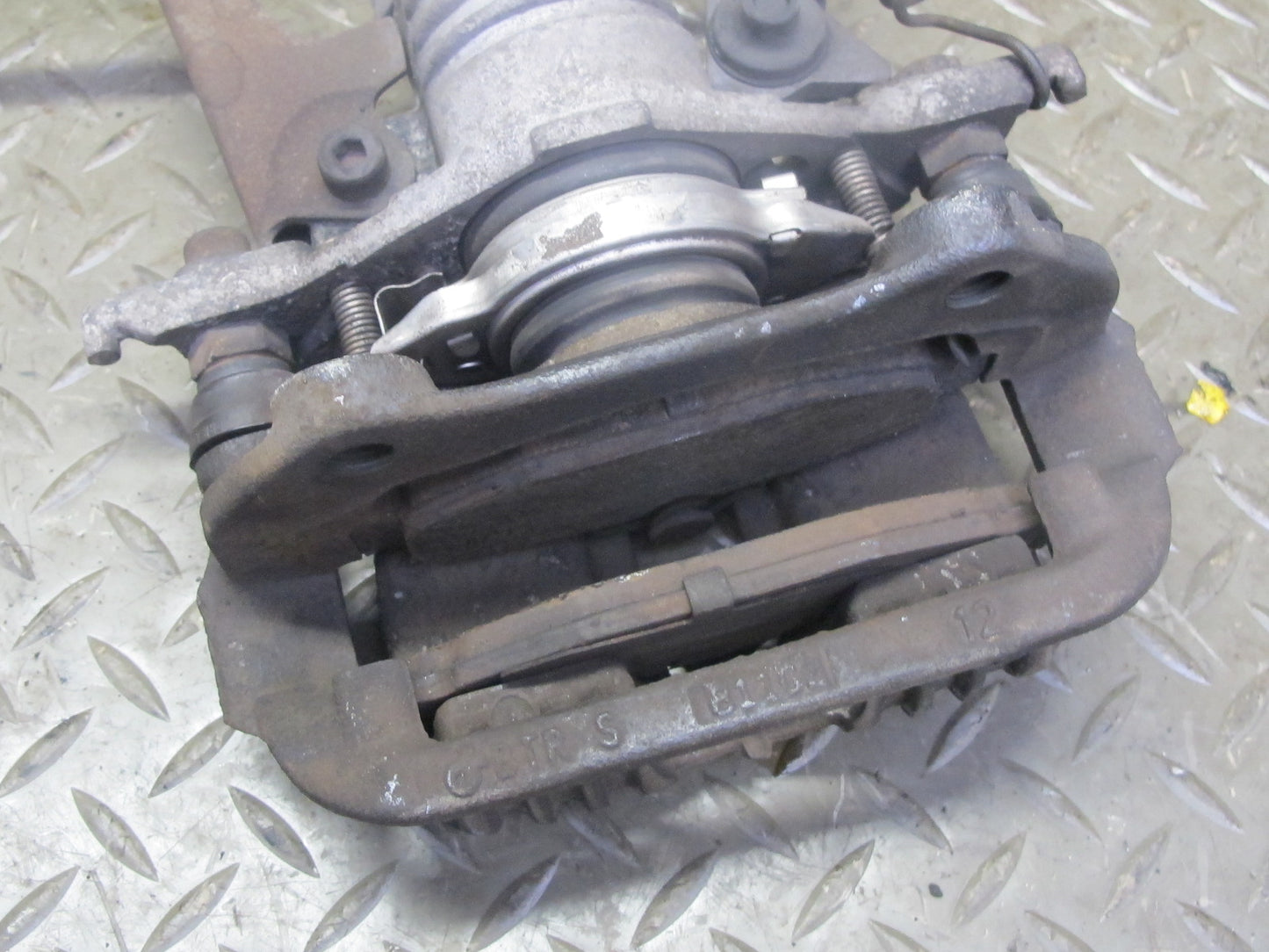 89-96 Chevrolet Corvette C4 Set of 2 Rear Left & Right Brake Caliper OEM