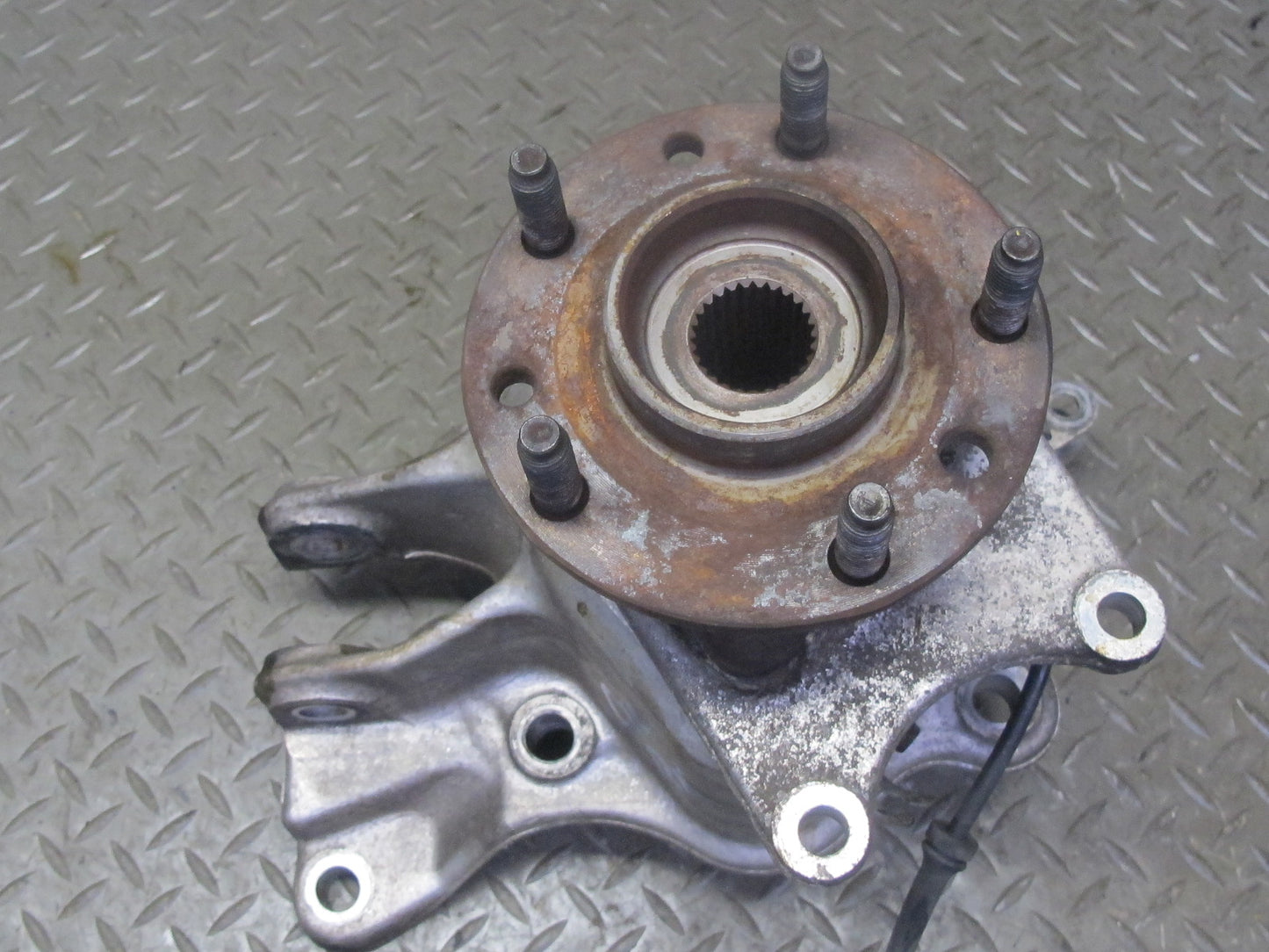 88-96 Chevrolet Corvette C4 Rear Right Spindle Knuckle Wheel Hub Bearing OEM