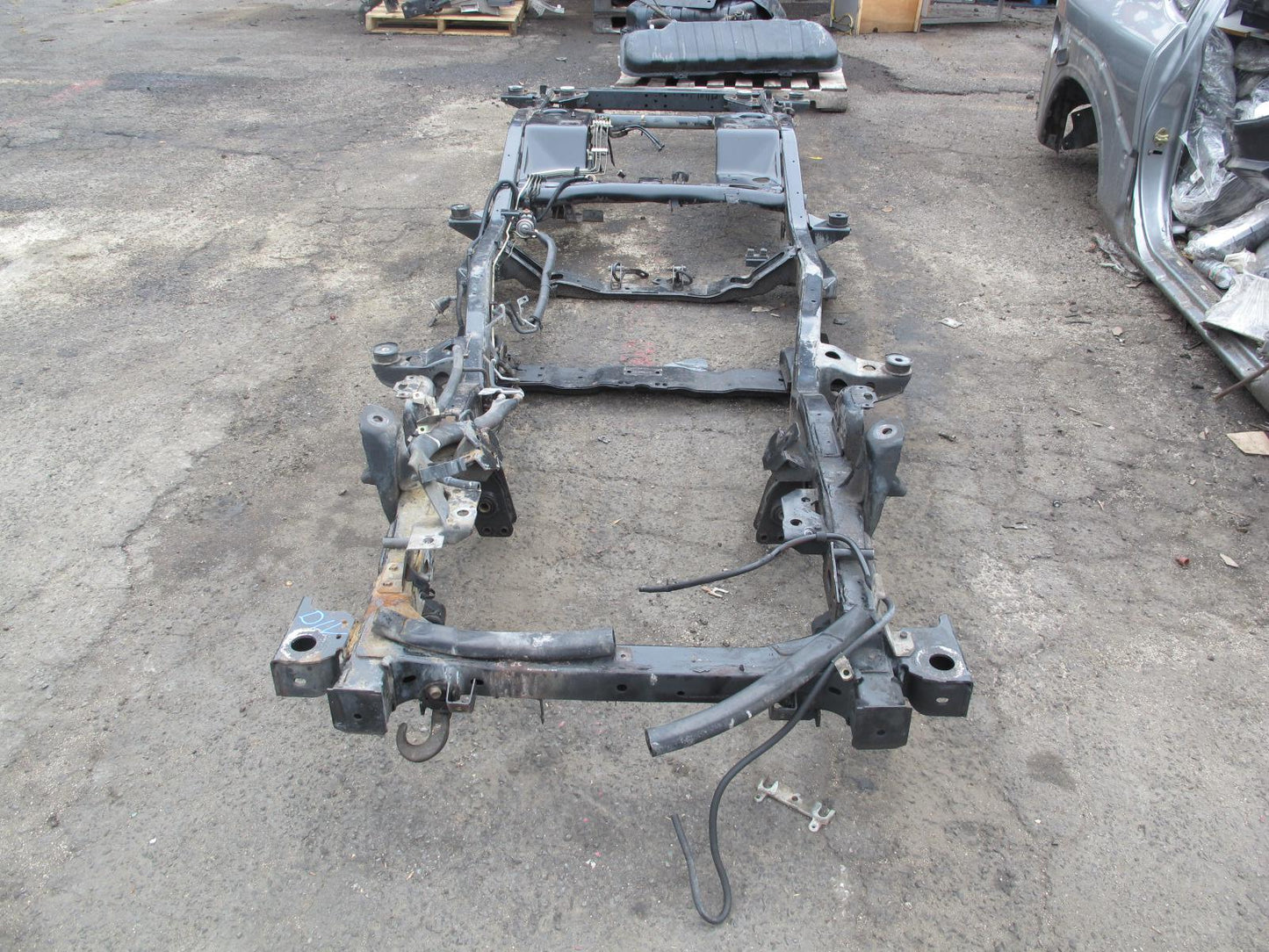 99-01 Isuzu Vehicross 3.5L 6VE1 A/T Lower Frame Assembly 144K Miles OEM