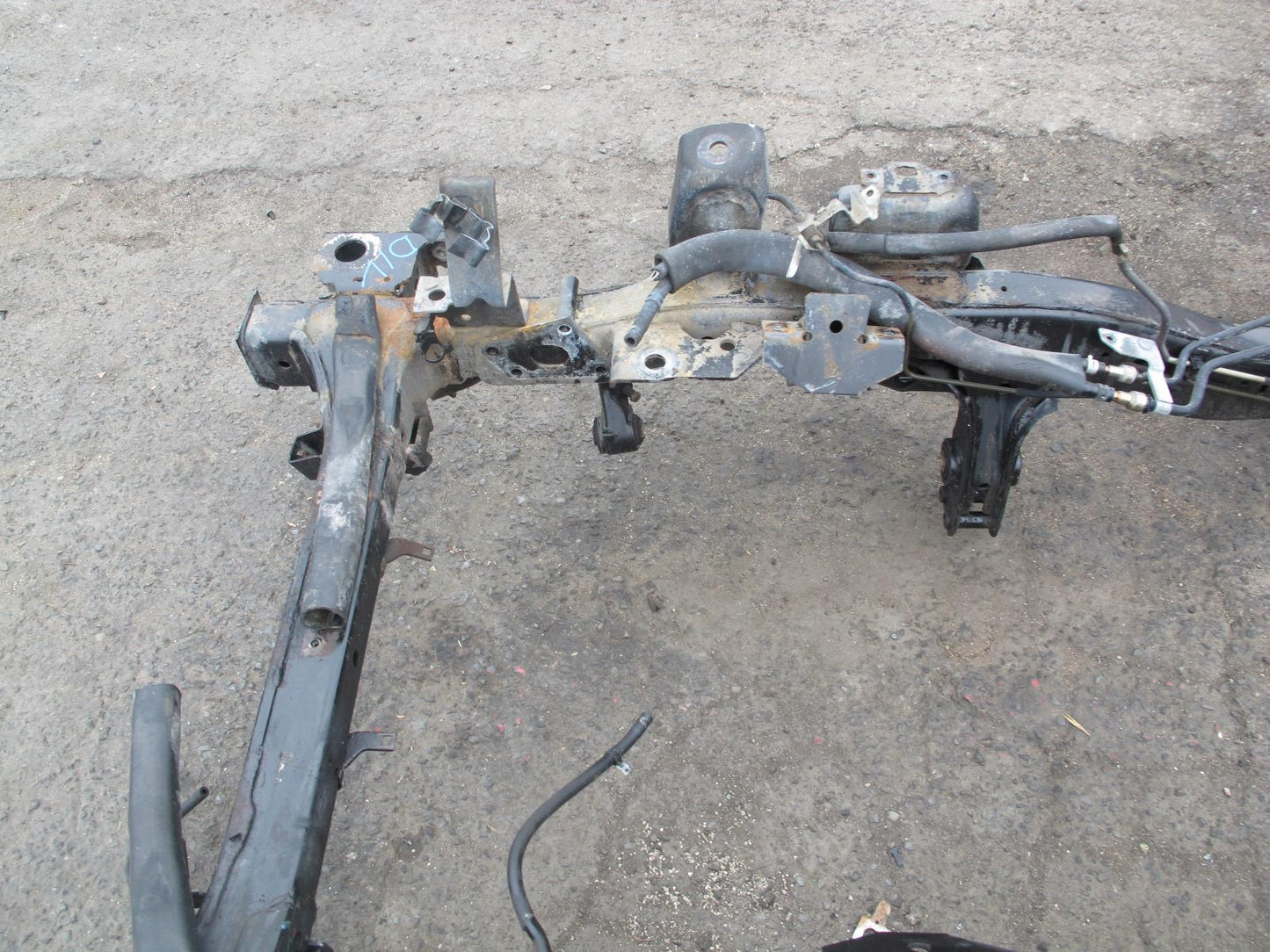 99-01 Isuzu Vehicross 3.5L 6VE1 A/T Lower Frame Assembly 144K Miles OEM