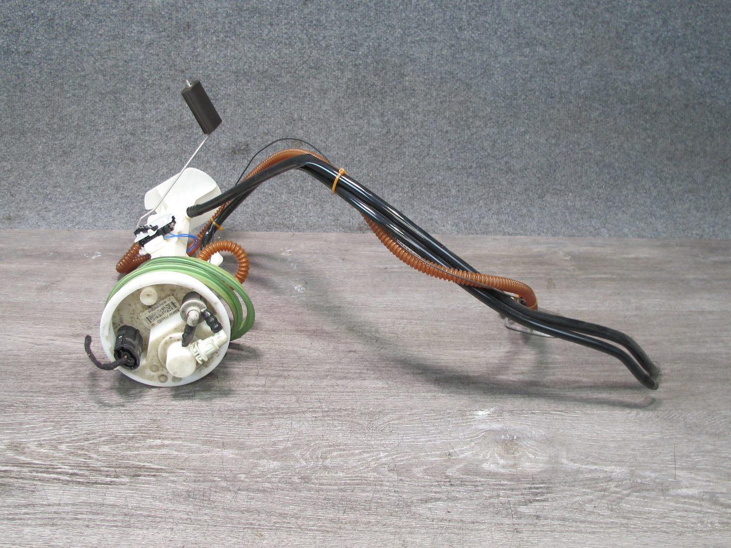 2010-2013 BMW E70 E71 X5M X6M 4.4L S63 Fuel Pump Level Sensor Sending Unit Set