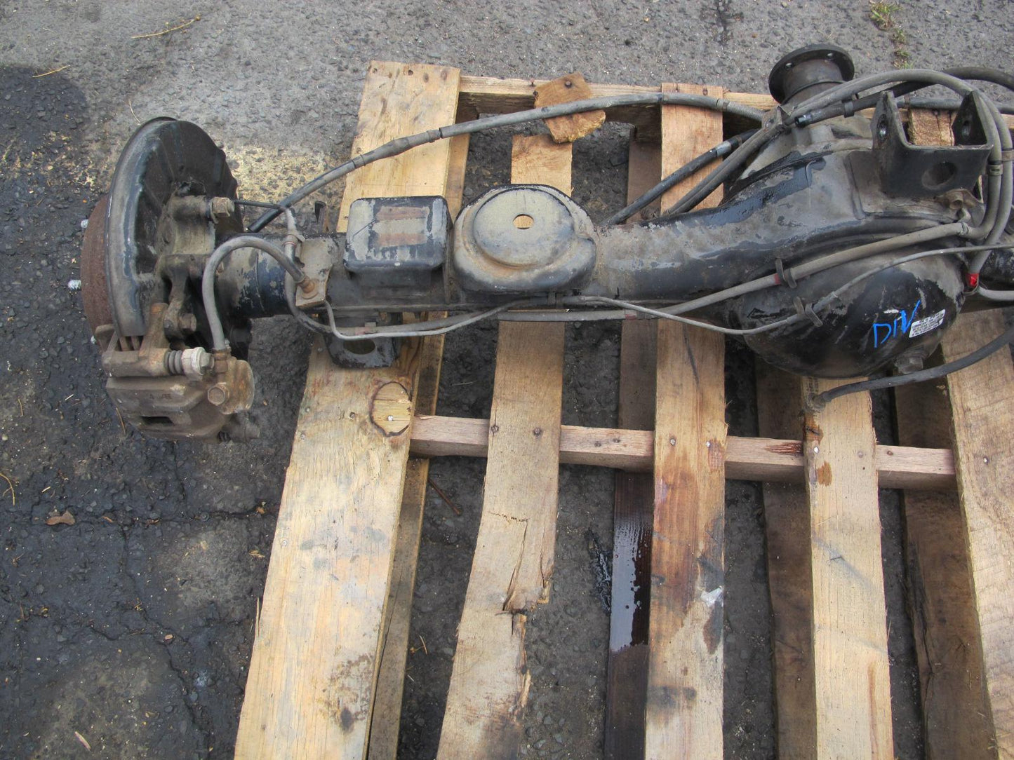 99-01 Isuzu Vehicross Rear Axle Differential LSD 4.30 Ratio Stabilizer & Brakes