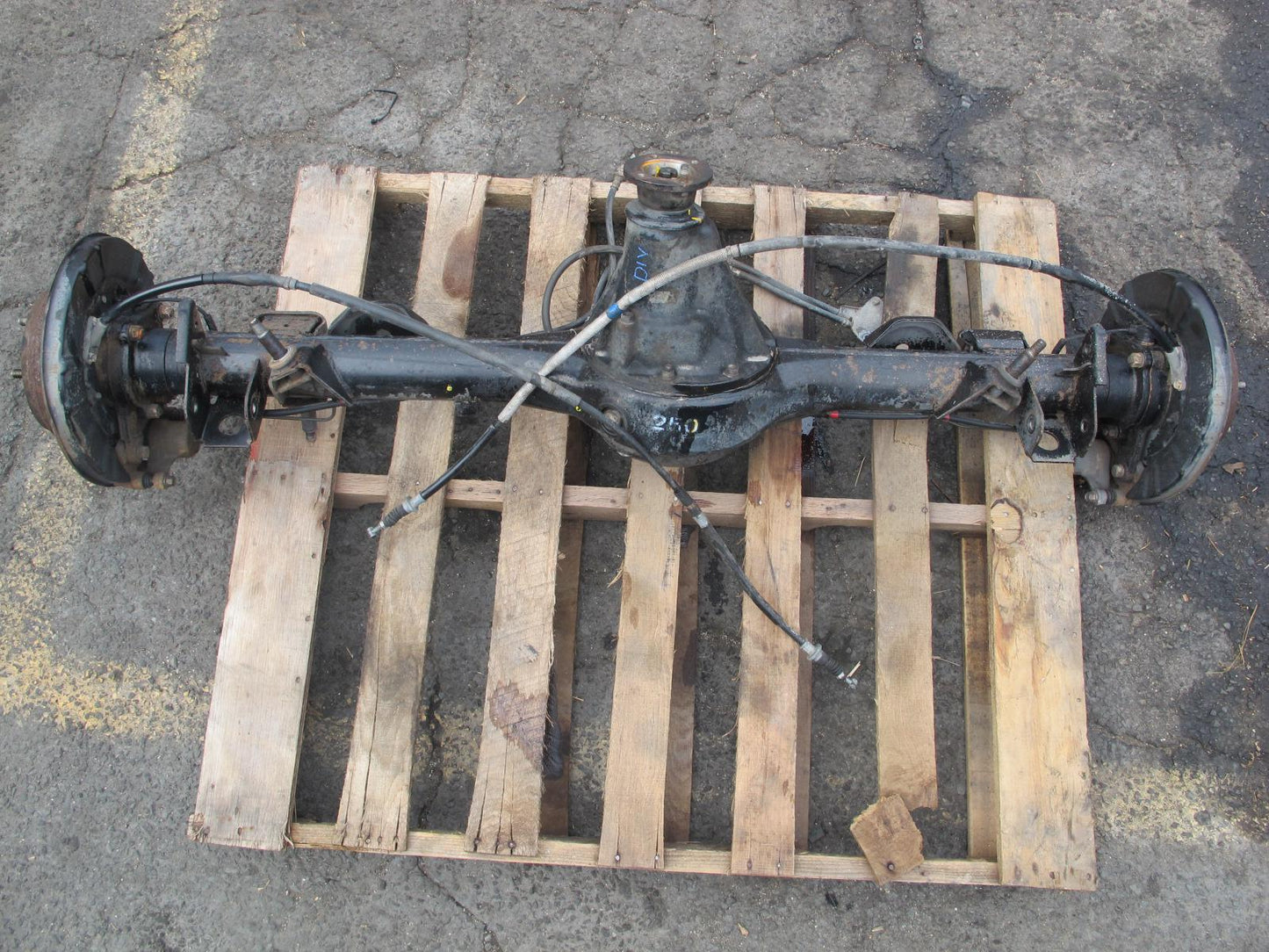 99-01 Isuzu Vehicross Rear Axle Differential LSD 4.30 Ratio Stabilizer & Brakes
