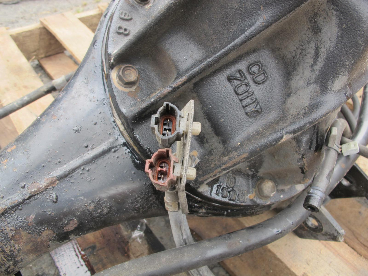 99-01 Isuzu Vehicross Rear Axle Differential LSD 4.30 Ratio Stabilizer & Brakes
