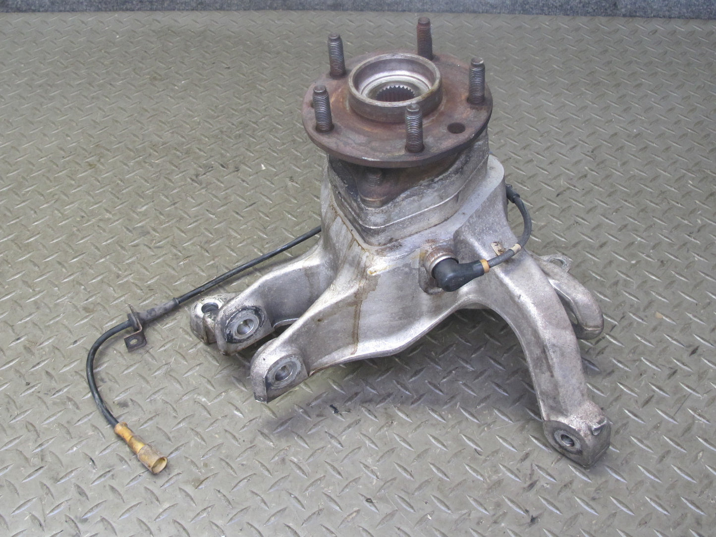 91-96 Chevrolet Corvette C4 Rear Left Spindle Knuckle Wheel Hub Bearing OEM