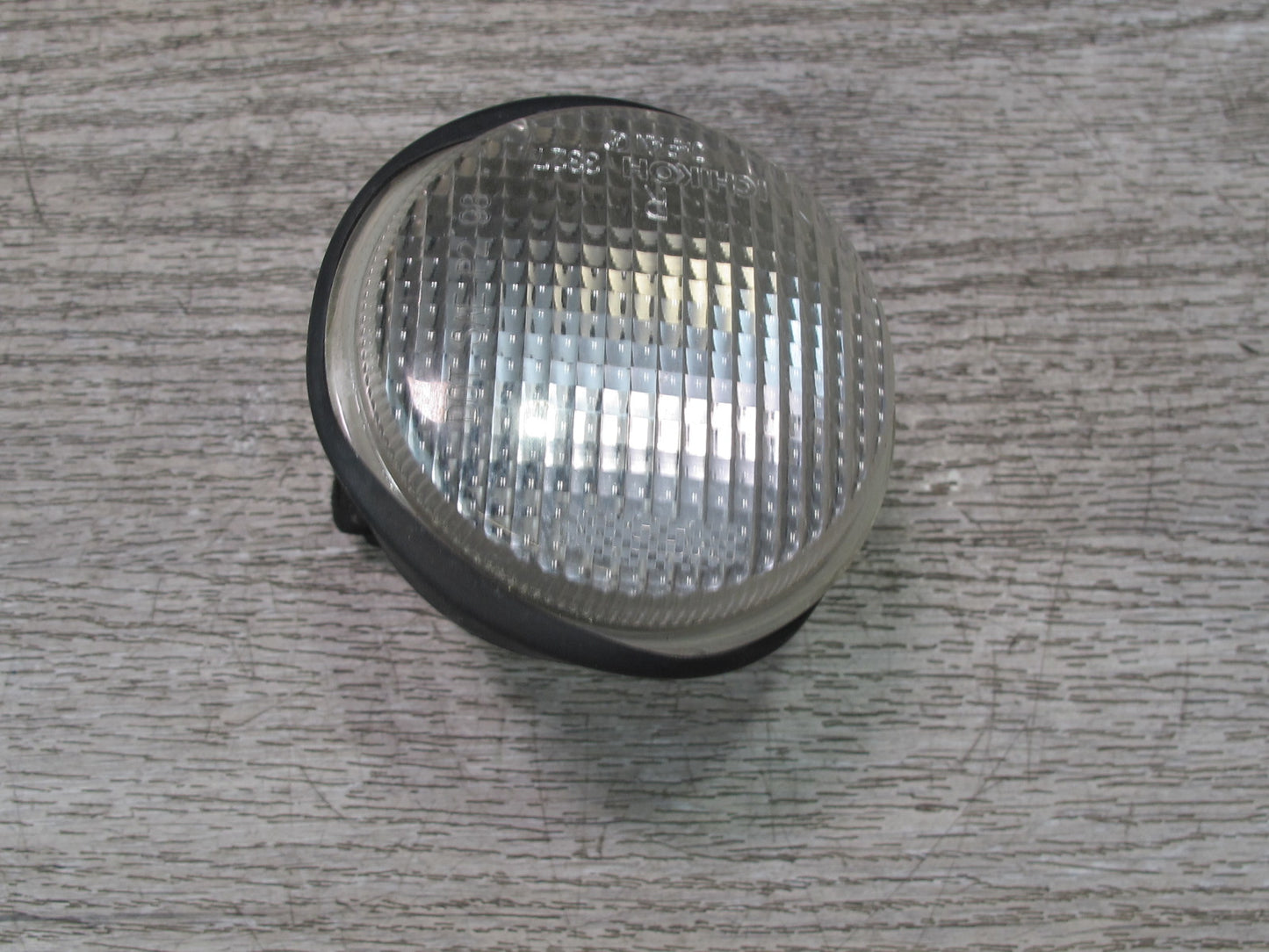 99-01 Isuzu Vehicross Set of 2 Front Bumper Left & Right Fog Light Lamp OEM