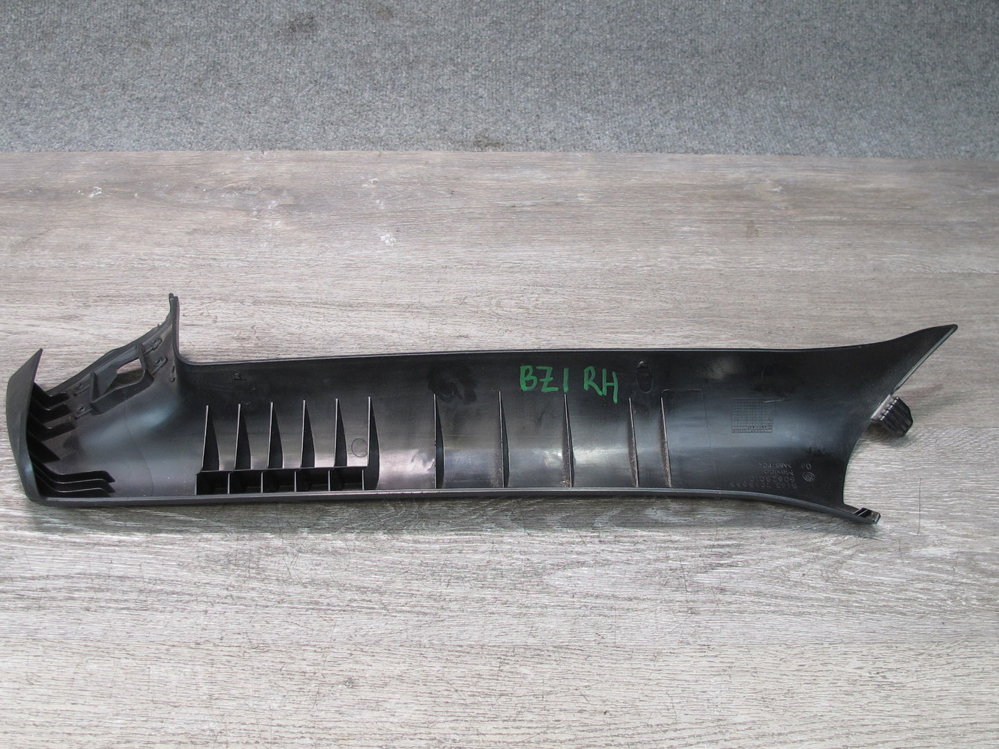 03-08 BMW E85 Z4 Roadster Set of 2 Front Left & Right A Pillar Trim Cover OEM