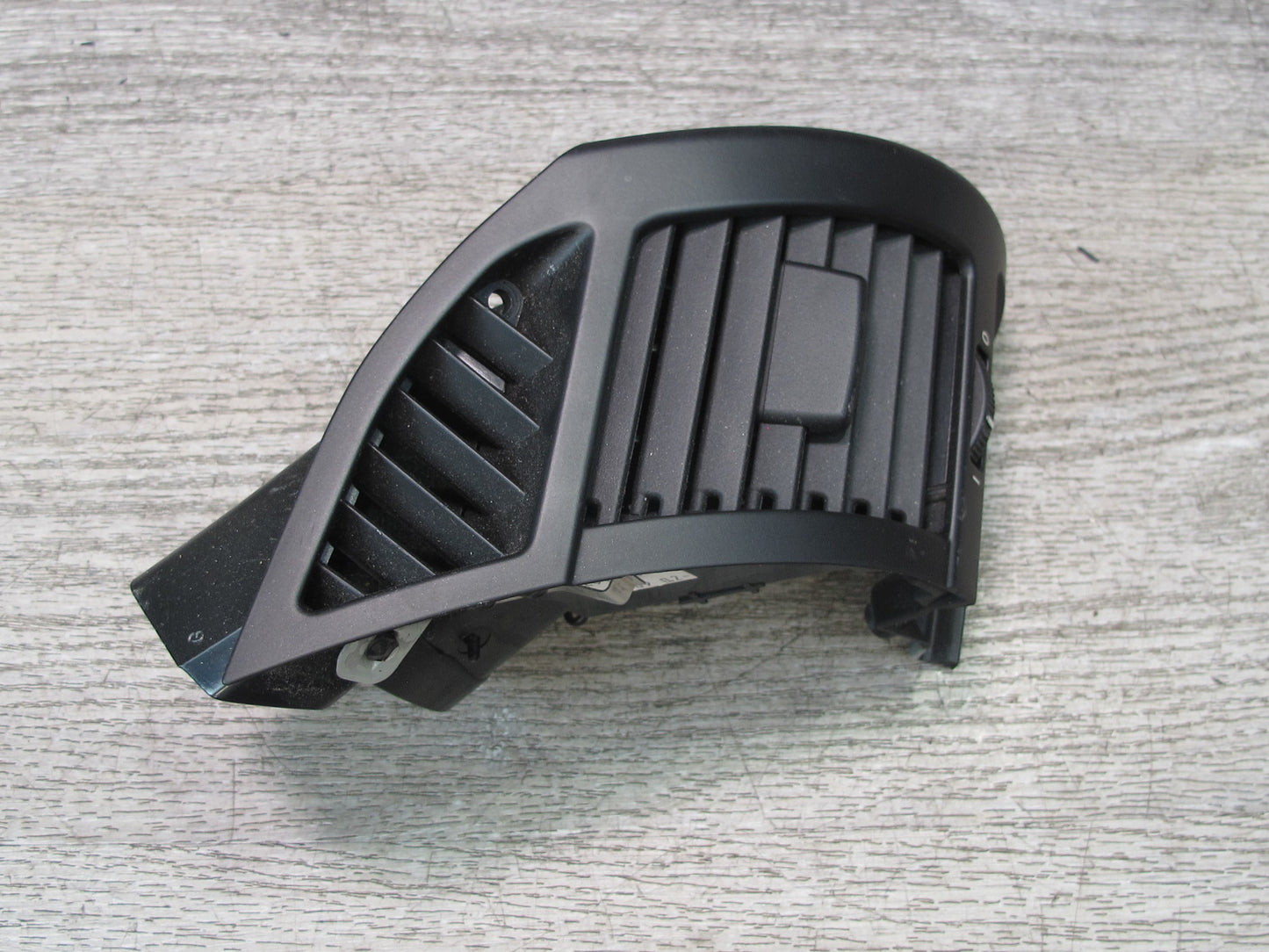 03-04 BMW E85 Z4 Dash Right Air Vent Black 6917906 OEM