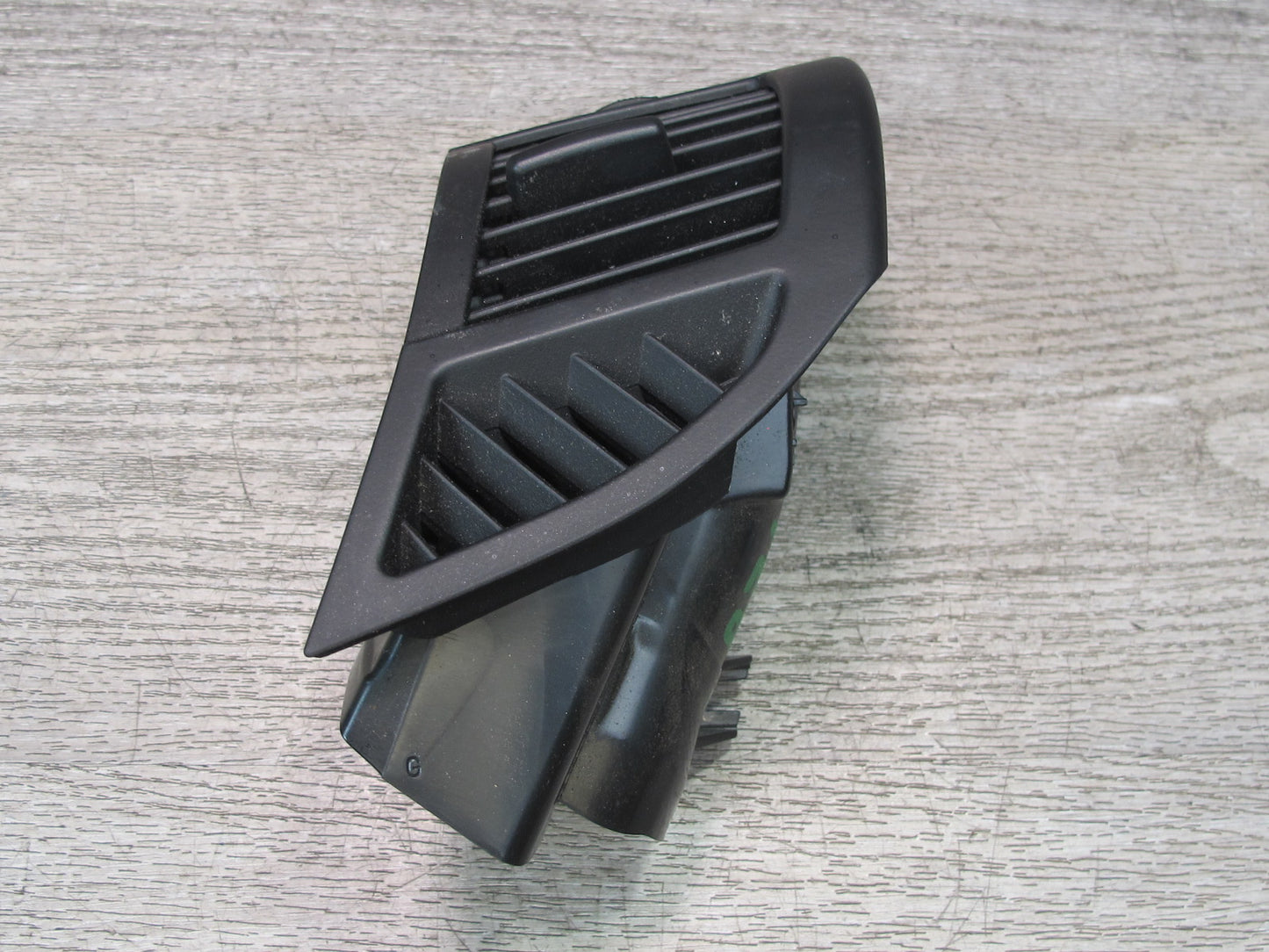 03-04 BMW E85 Z4 Dash Left Air Vent Black 6917905 OEM