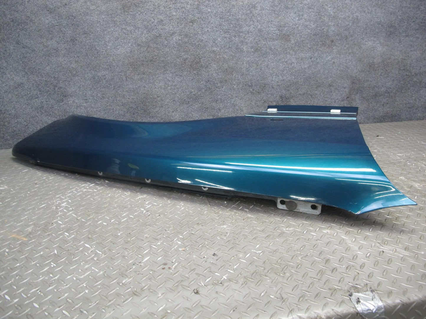 96-97 BMW E36 328iC Coupe Convertible Front Right Fender Shell Panel Cover OEM