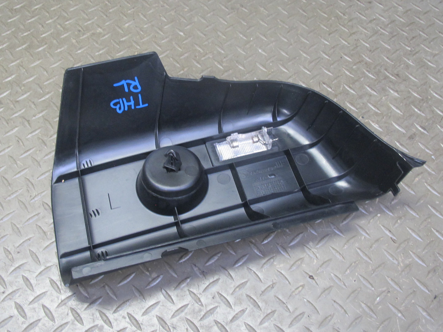 94-99 BMW E36 325iC 328iC Convertible Set of 2 Rear Tail Light Trim Cover OEM