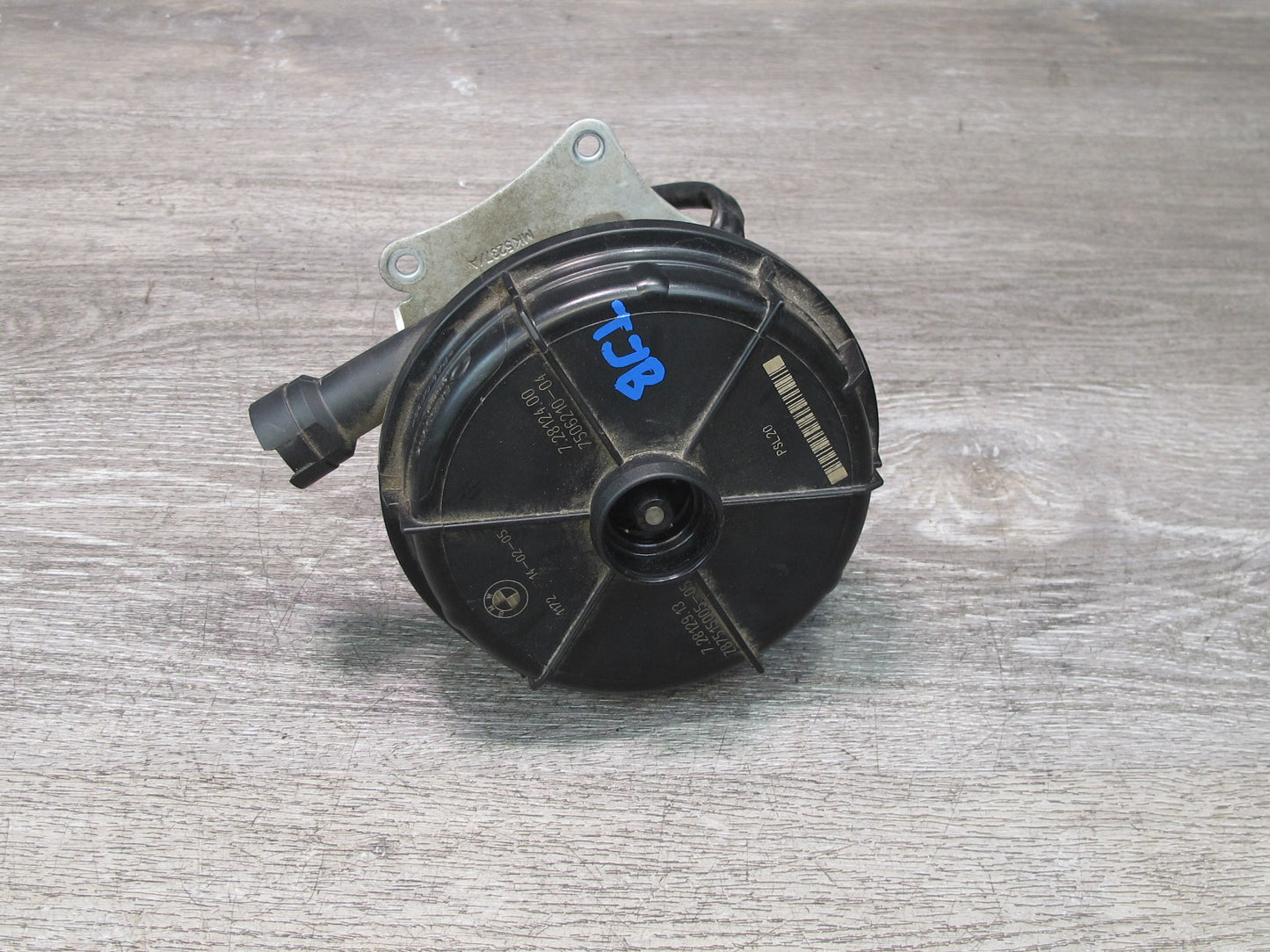 04-06 BMW E46 325Ci 330Ci Secondary Air Injection Smog Pump 7506210 OEM
